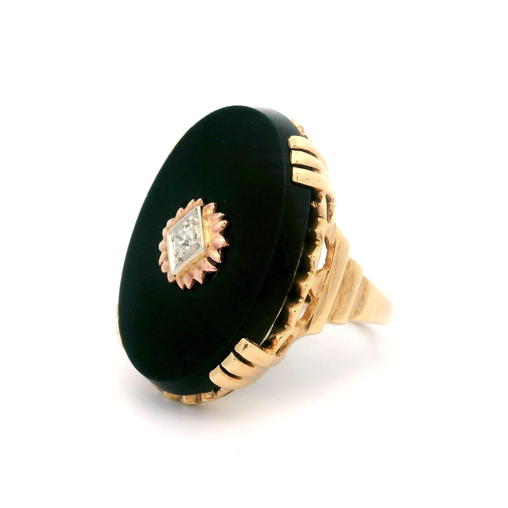 Oval Cut Antique Art Deco Yellow Gold Oval Black Onyx & Old Diamond Large Ring For Sale