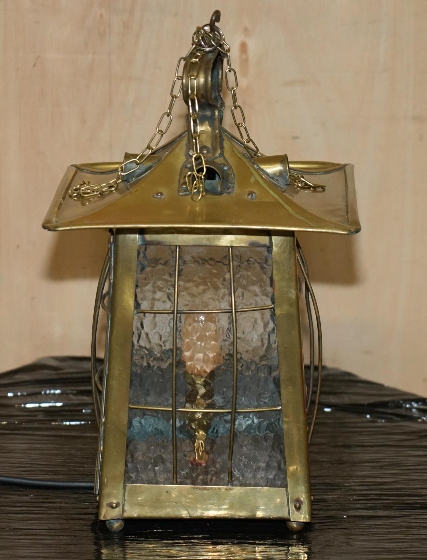 ANTIQUE ART NOUVEAU BRASS AND FROSTED GLASS HANGING LANTERN OR TABLE LAMp For Sale 9