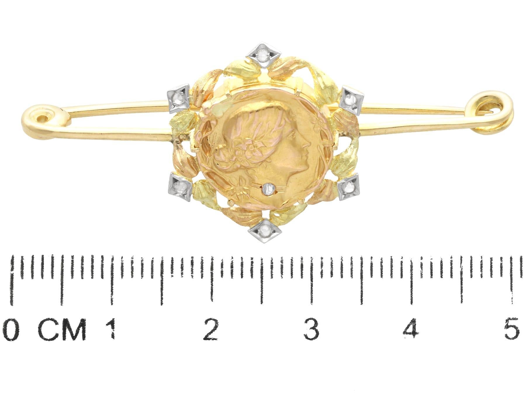 Women's or Men's Antique Art Nouveau 0.13 Carat Diamond and 21K Yellow Gold Bar Brooch For Sale