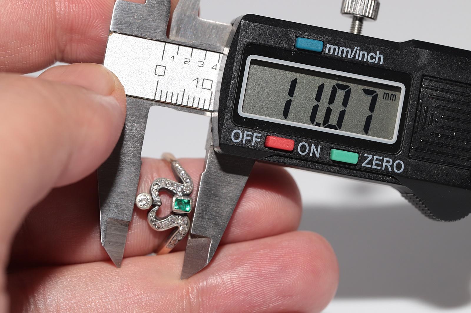 Anello antico Art Nouveau in oro 14k e argento con diamante naturale e smeraldo in vendita 7