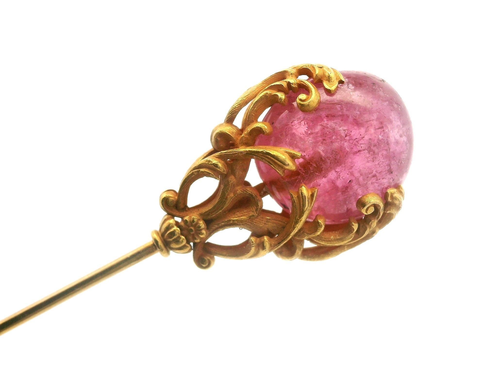 Women's Antique Art Nouveau 14k Yellow Gold Large Pink Tourmaline Detailed Hat Pin