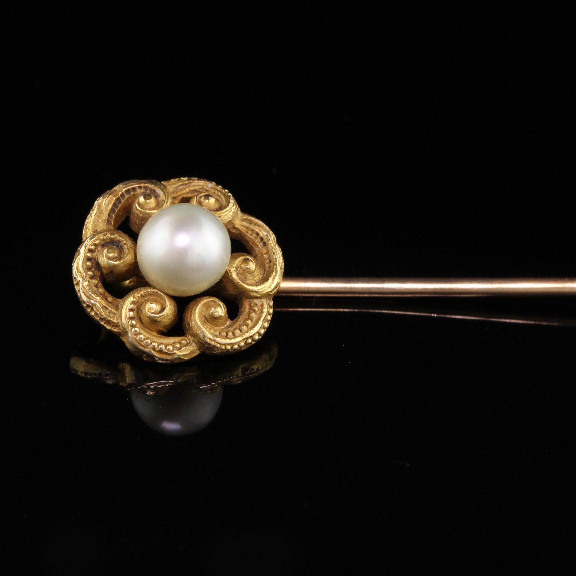 Women's or Men's Antique Art Nouveau 14 Karat Yellow Gold Pearl Stick Pin