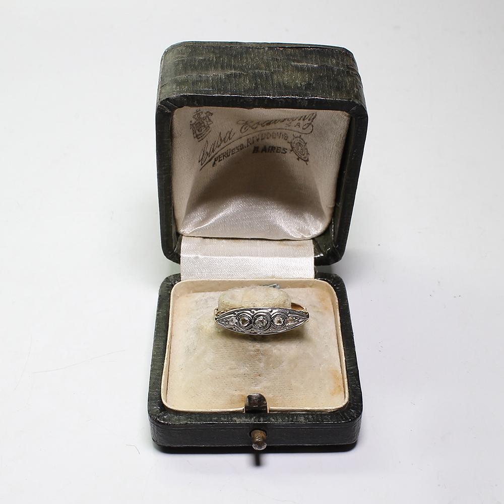 Antique Art Nouveau 18 Karat Gold Diamond Ring For Sale 3