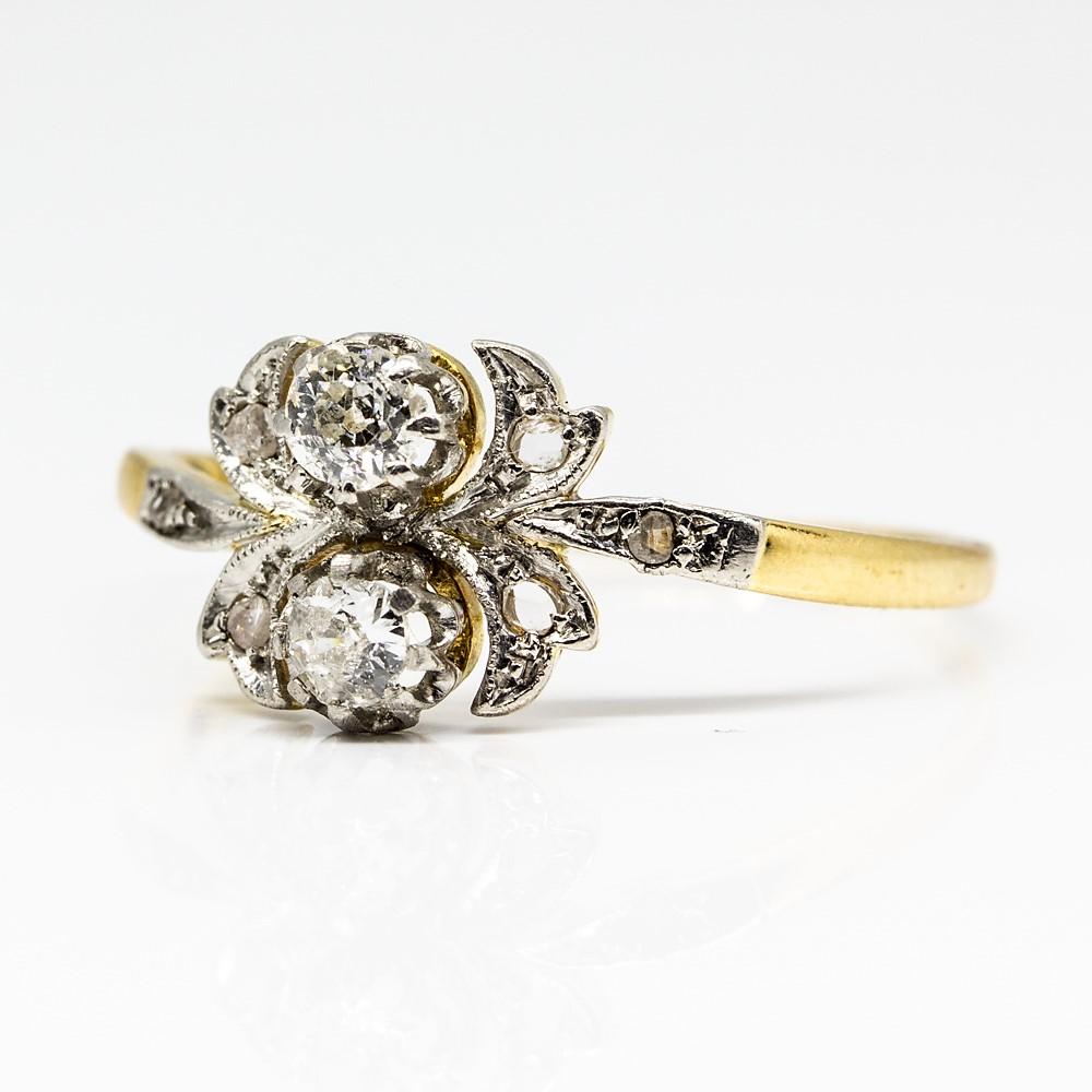 Antique Art Nouveau 18 Karat Gold and Platinum Diamonds Ring In Excellent Condition In Miami, FL