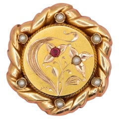Antique Art Nouveau 18K Gold Floral Brooch with Pearls, Circa 1910