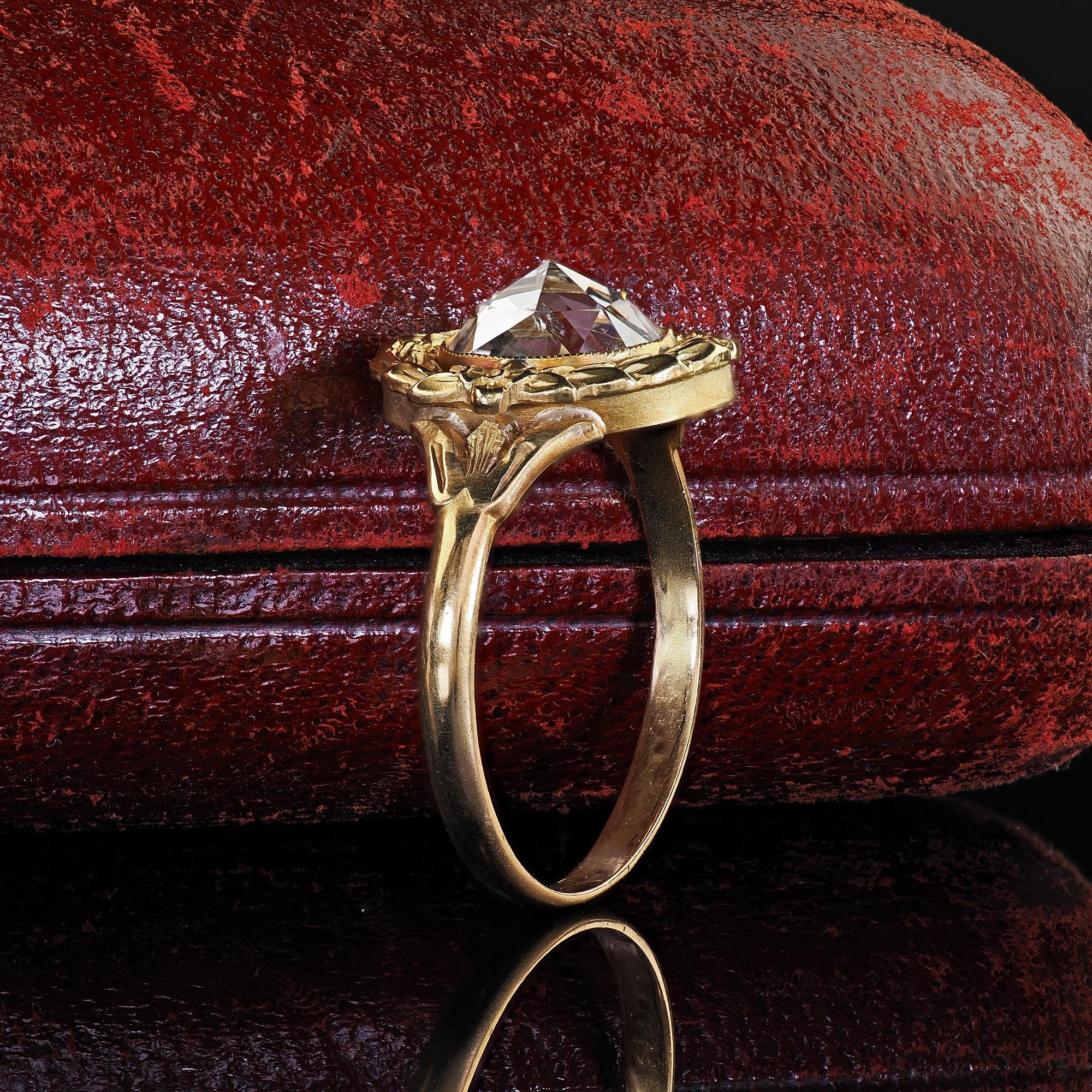 Art nouveau Bague de fiançailles ancienne en or jaune 18K avec diamant taillé en rose - GIA en vente