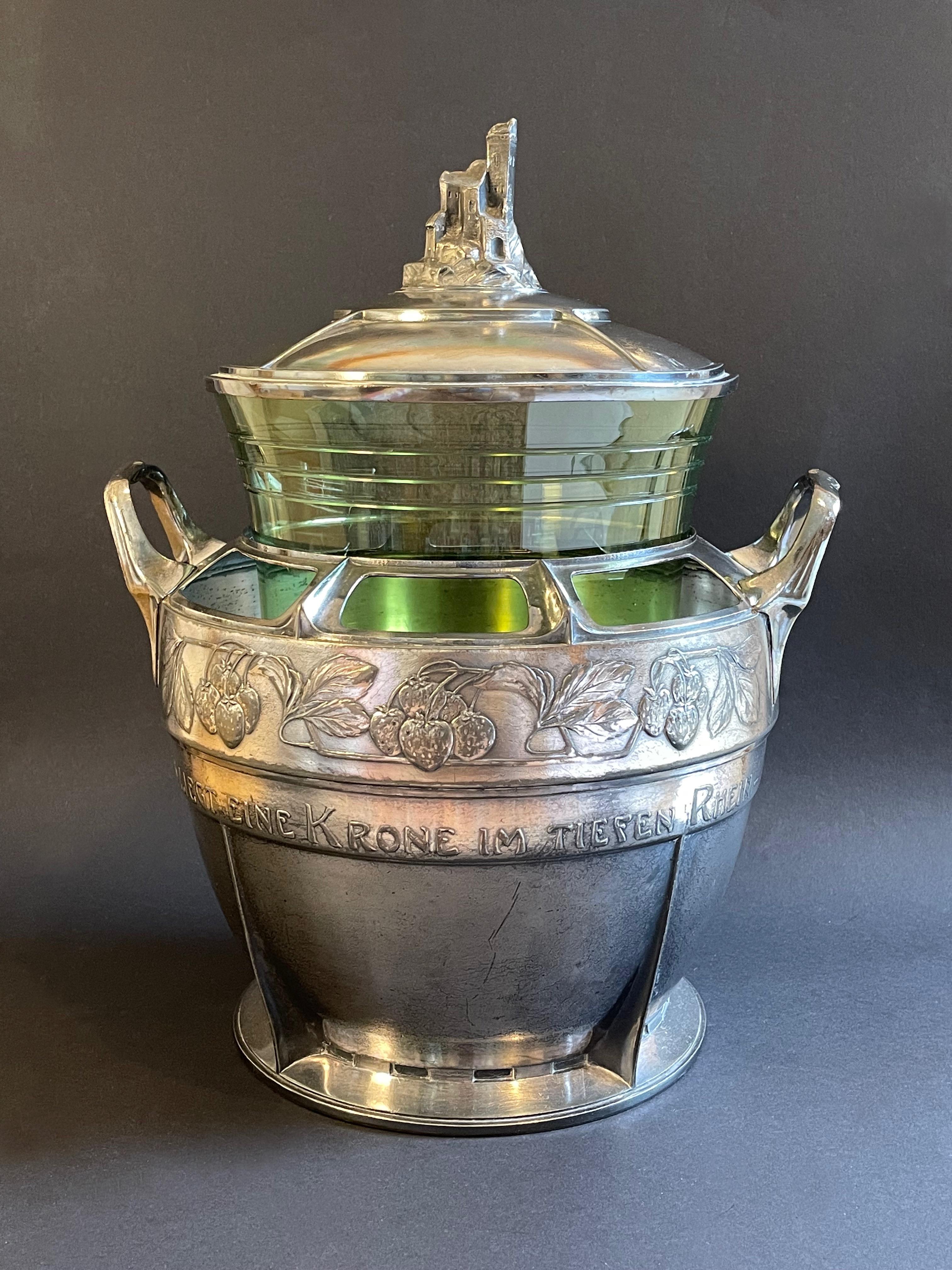 Antiguo Art Nouveau 1910s Ponchera o Champaign Cooler, Rhine Valleys Chateau 5