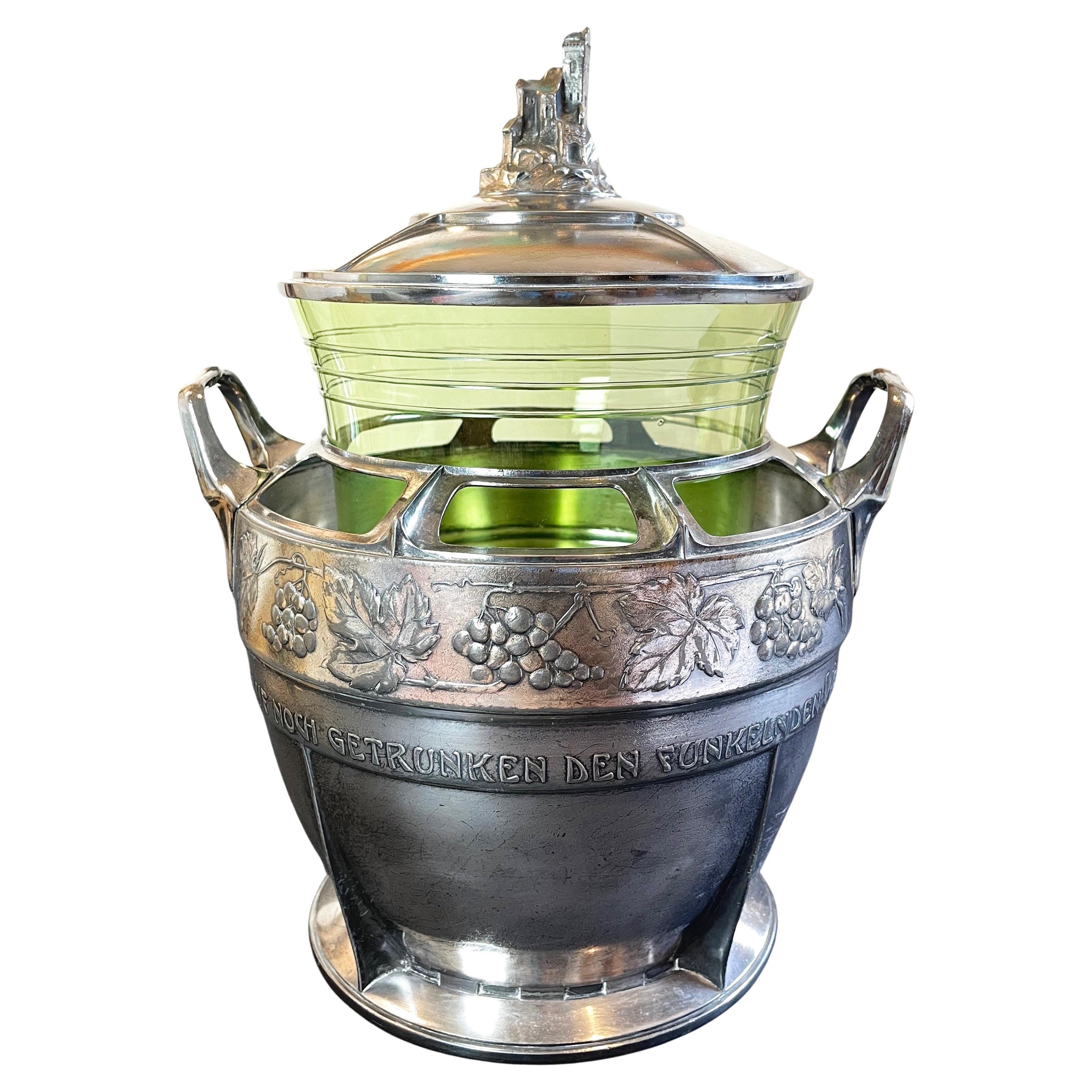 Antiguo Art Nouveau 1910s Ponchera o Champaign Cooler, Rhine Valleys Chateau