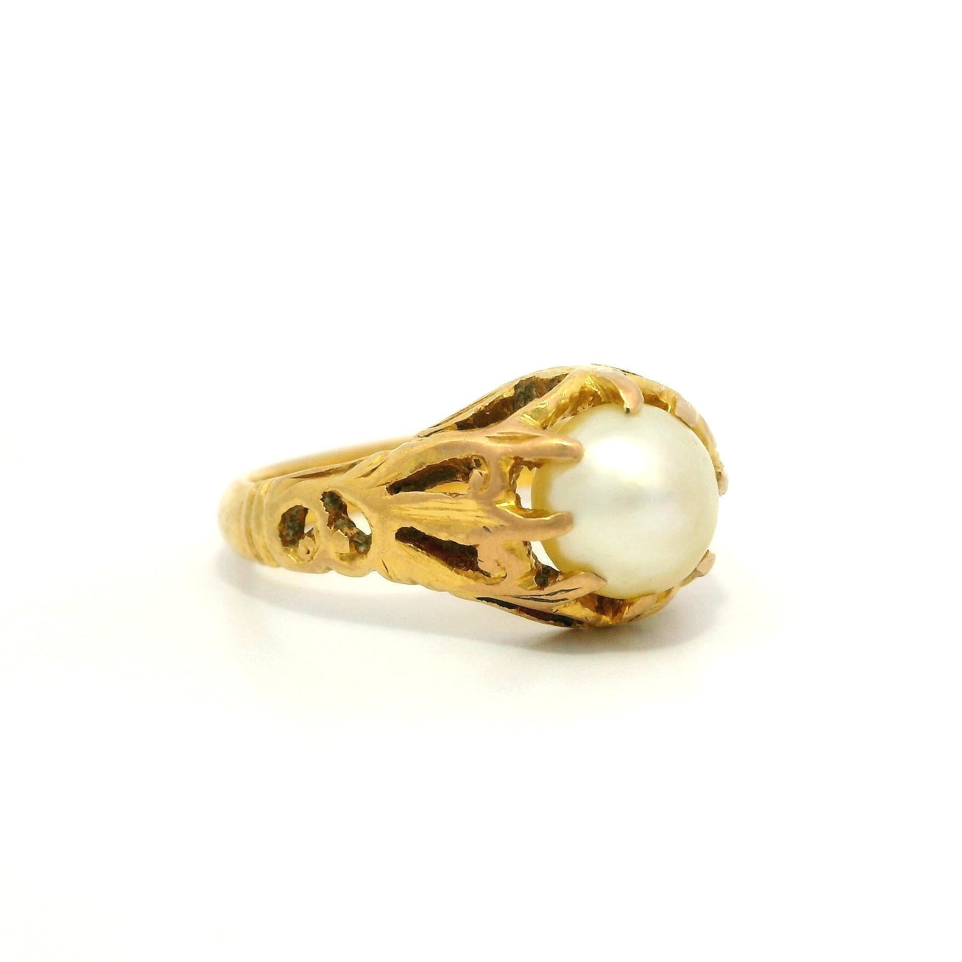 Women's Antique Art Nouveau 20K Yellow Gold GIA Natural Pearl Open Work Solitaire Ring For Sale