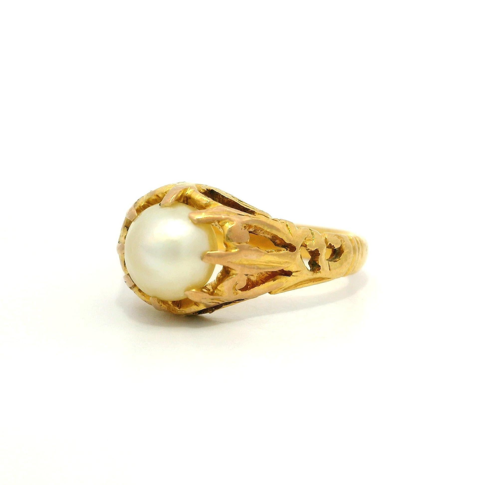 Antique Art Nouveau 20K Yellow Gold GIA Natural Pearl Open Work Solitaire Ring For Sale 1