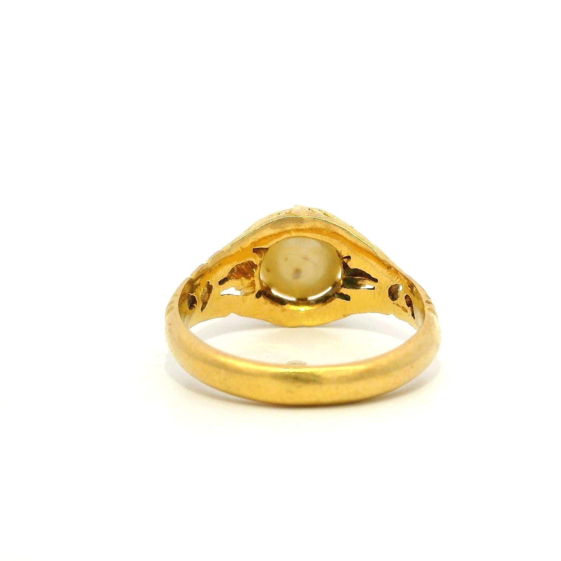 Antique Art Nouveau 20K Yellow Gold GIA Natural Pearl Open Work Solitaire Ring For Sale 3