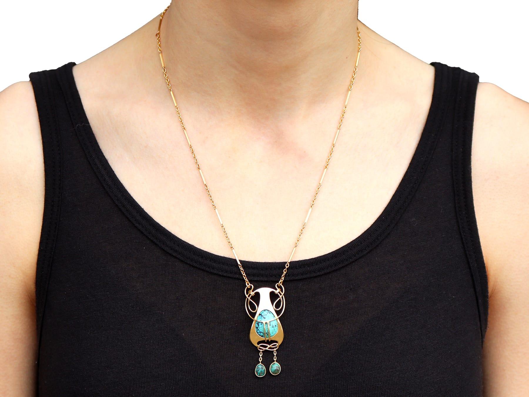Antique Art Nouveau 4.76 Carat Turquoise and 15k Yellow Gold Pendant Circa 1900 For Sale 5
