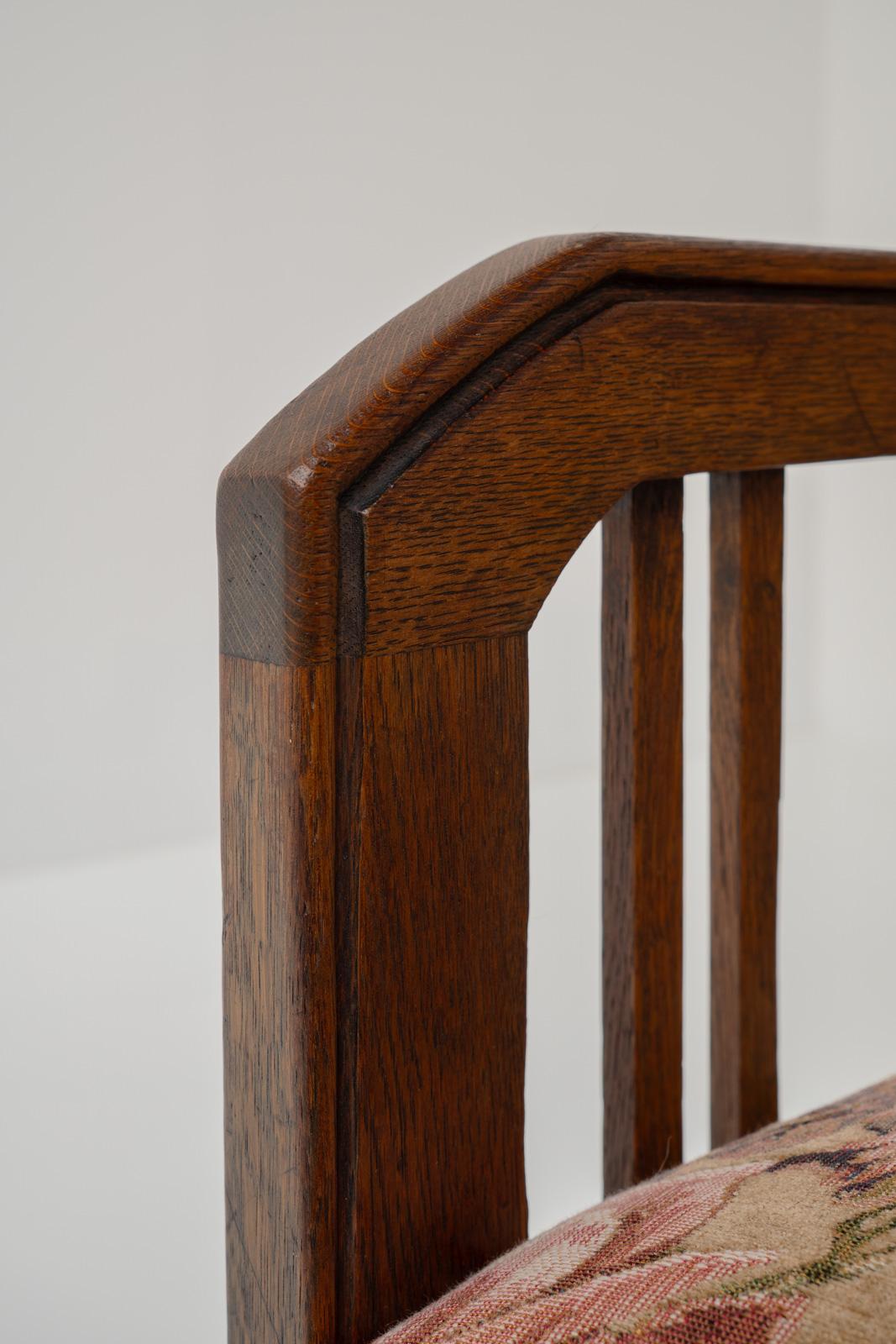 Antique Art Nouveau Armchair in Solid Oak and Floral Upholstery, Belgium ca 1900 For Sale 5