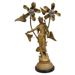 Antiguo Art Nouveau Auguste Moreau "La Musique" Lámpara de sobremesa figurativa de metal dorado