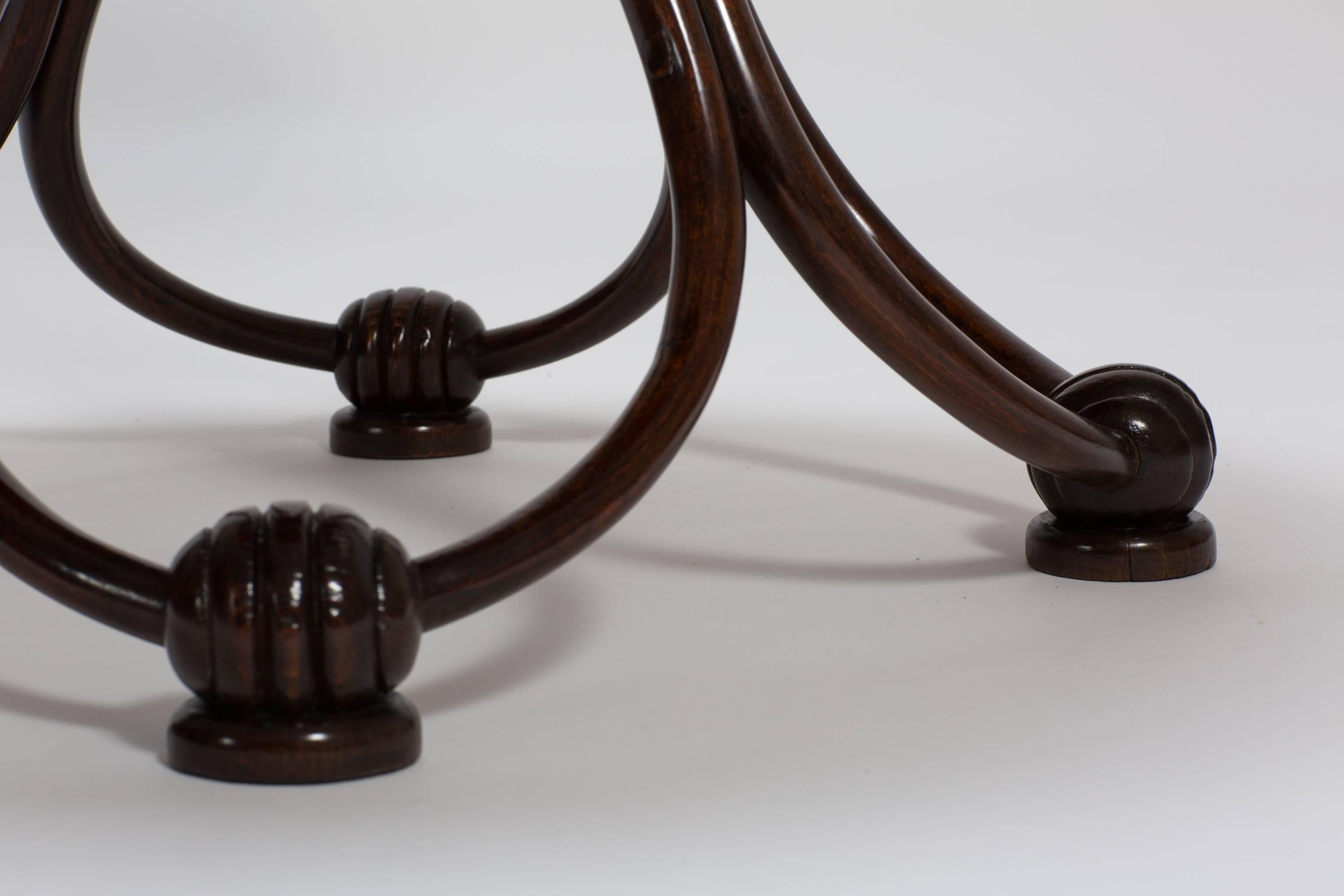 Austrian Antique Art Nouveau Bentwood Coffee Table from the Late 19th Century by Thonet For Sale