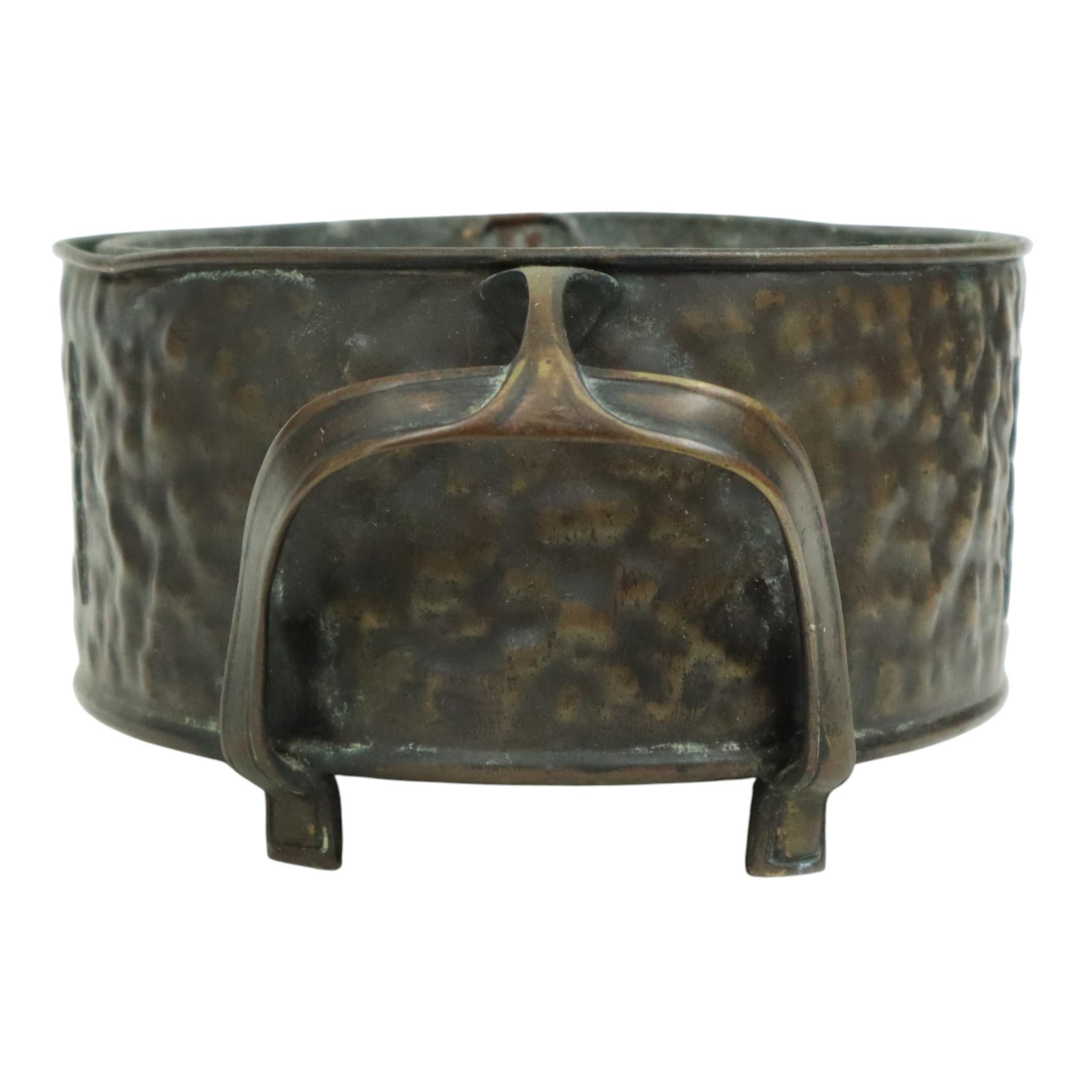 Fioriera Jardinière in ottone Art Nouveau antica In condizioni buone in vendita a Poperinge, BE