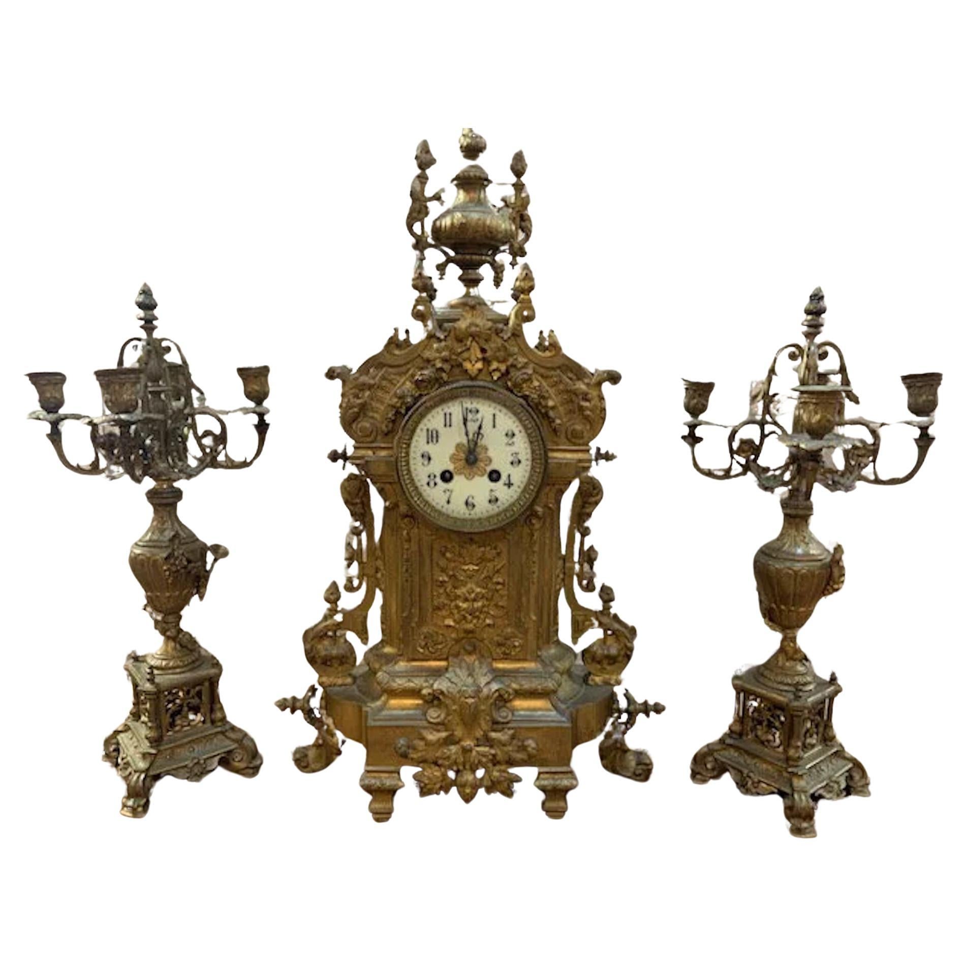 Horloge de cheminée ancienne Art Nouveau en laiton orné et 2 candélabres - Garniture Set