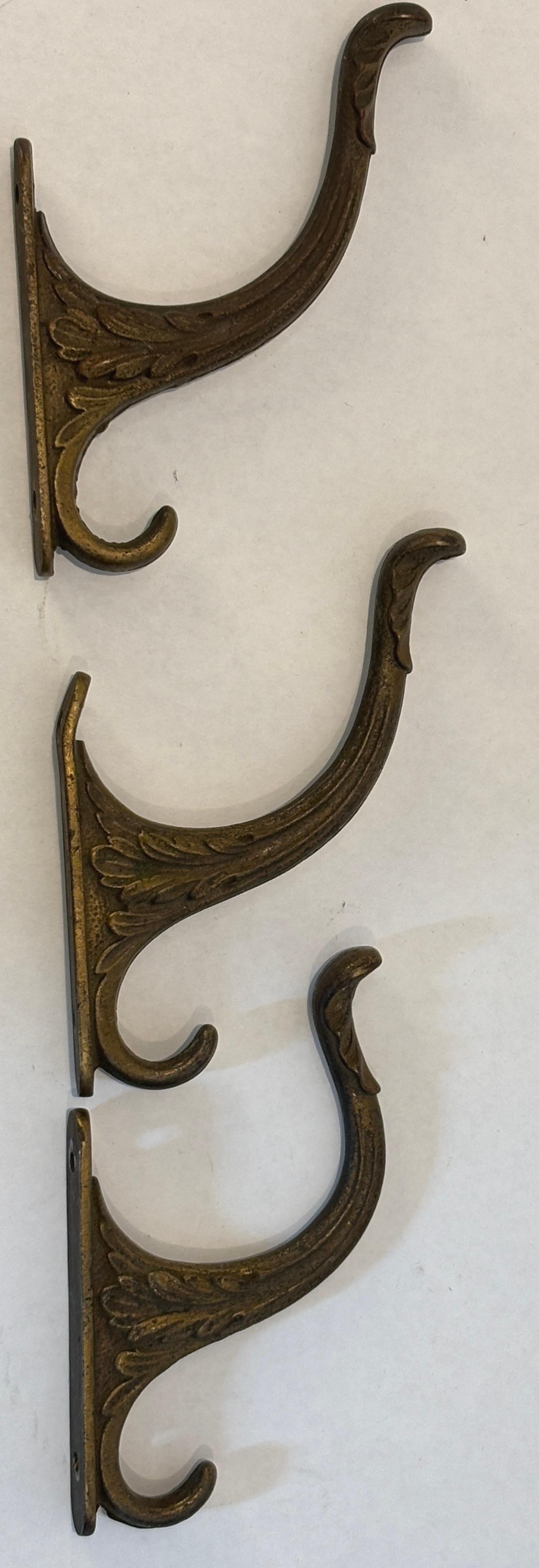Antique Art Nouveau Bronze Wall Hooks Hat or Coat Hanger Set of 3 In Good Condition For Sale In North Hollywood, CA