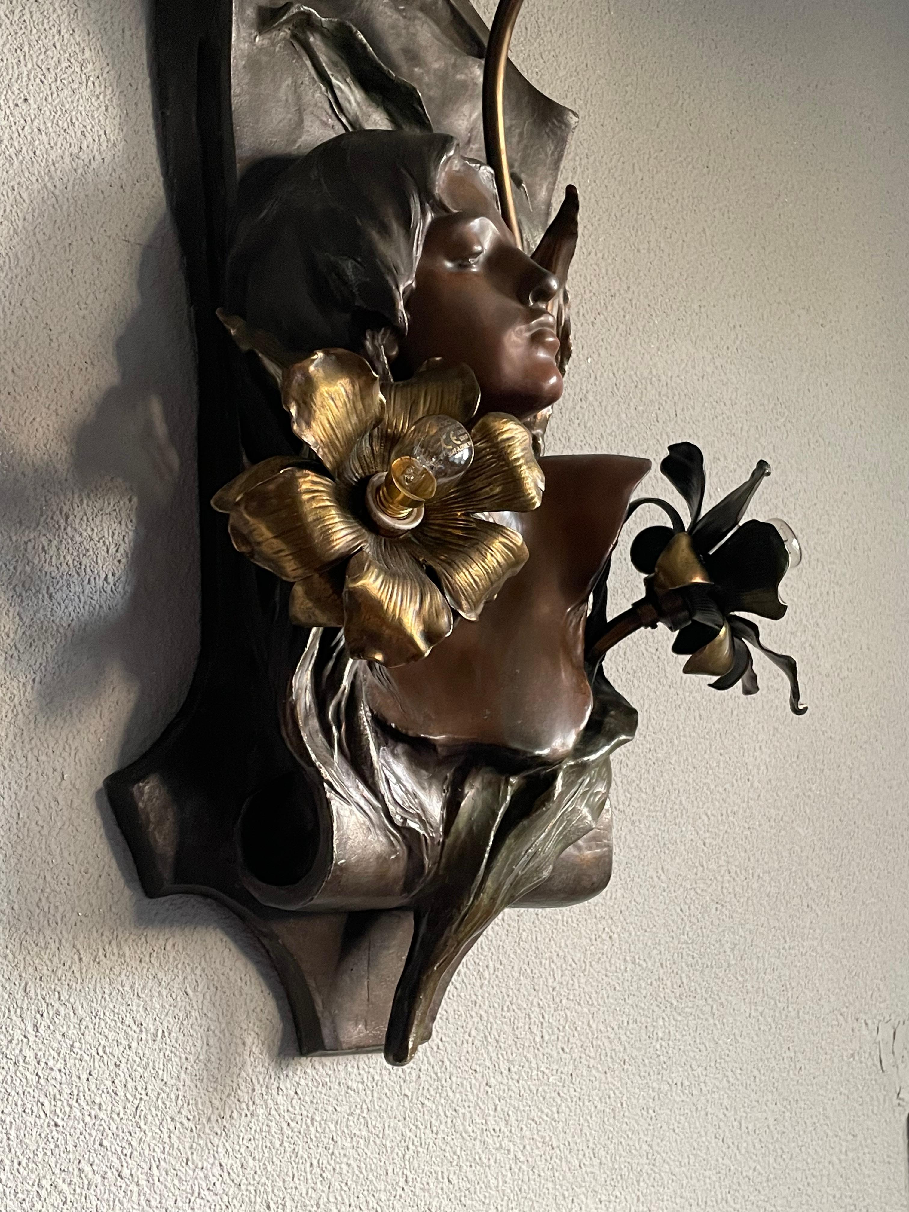 Antique Art Nouveau Bronzed 4 Light Female Sculpture & Lily Flowers Wall Lamp 5