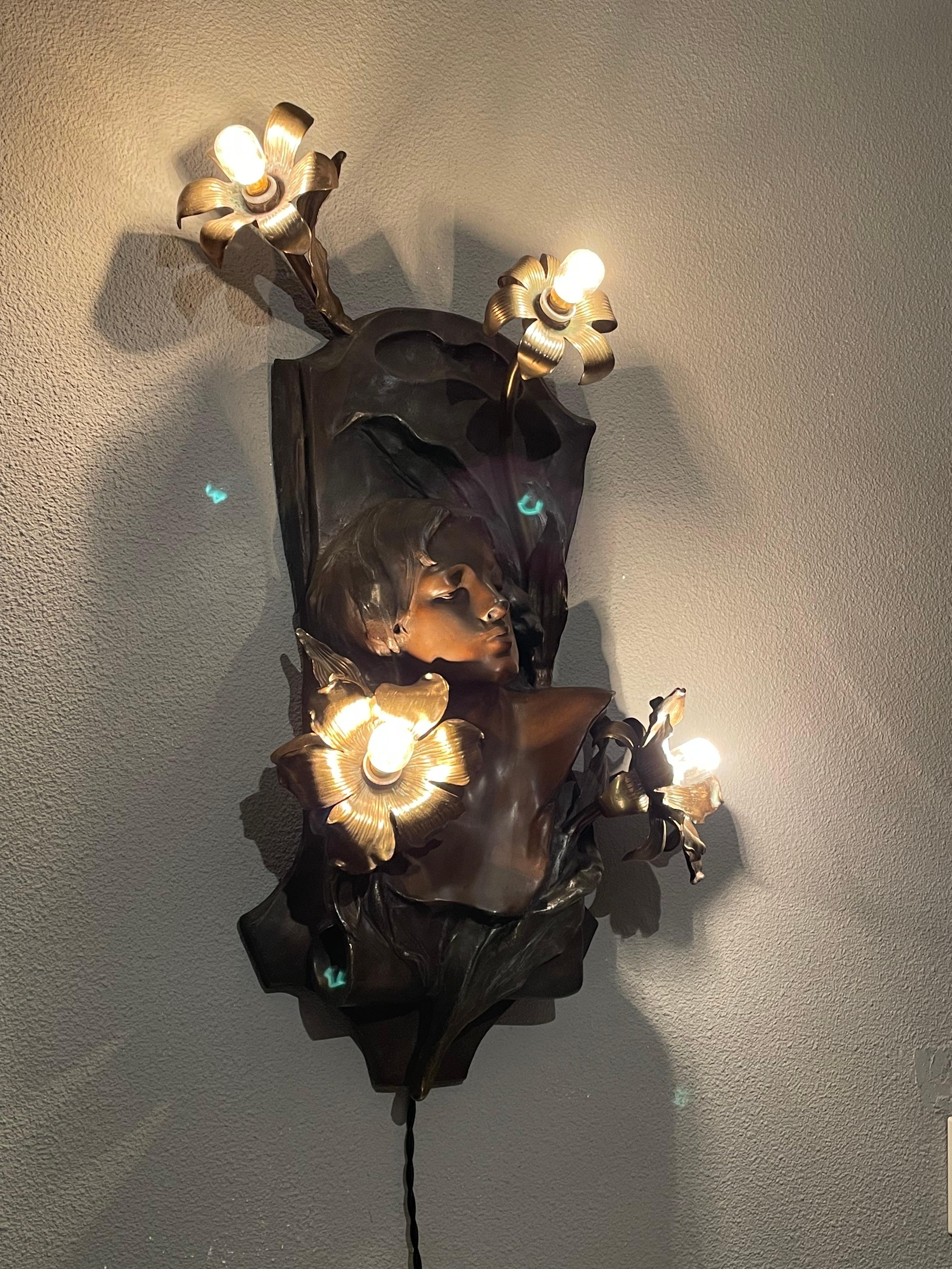 Brass Antique Art Nouveau Bronzed 4 Light Female Sculpture & Lily Flowers Wall Lamp