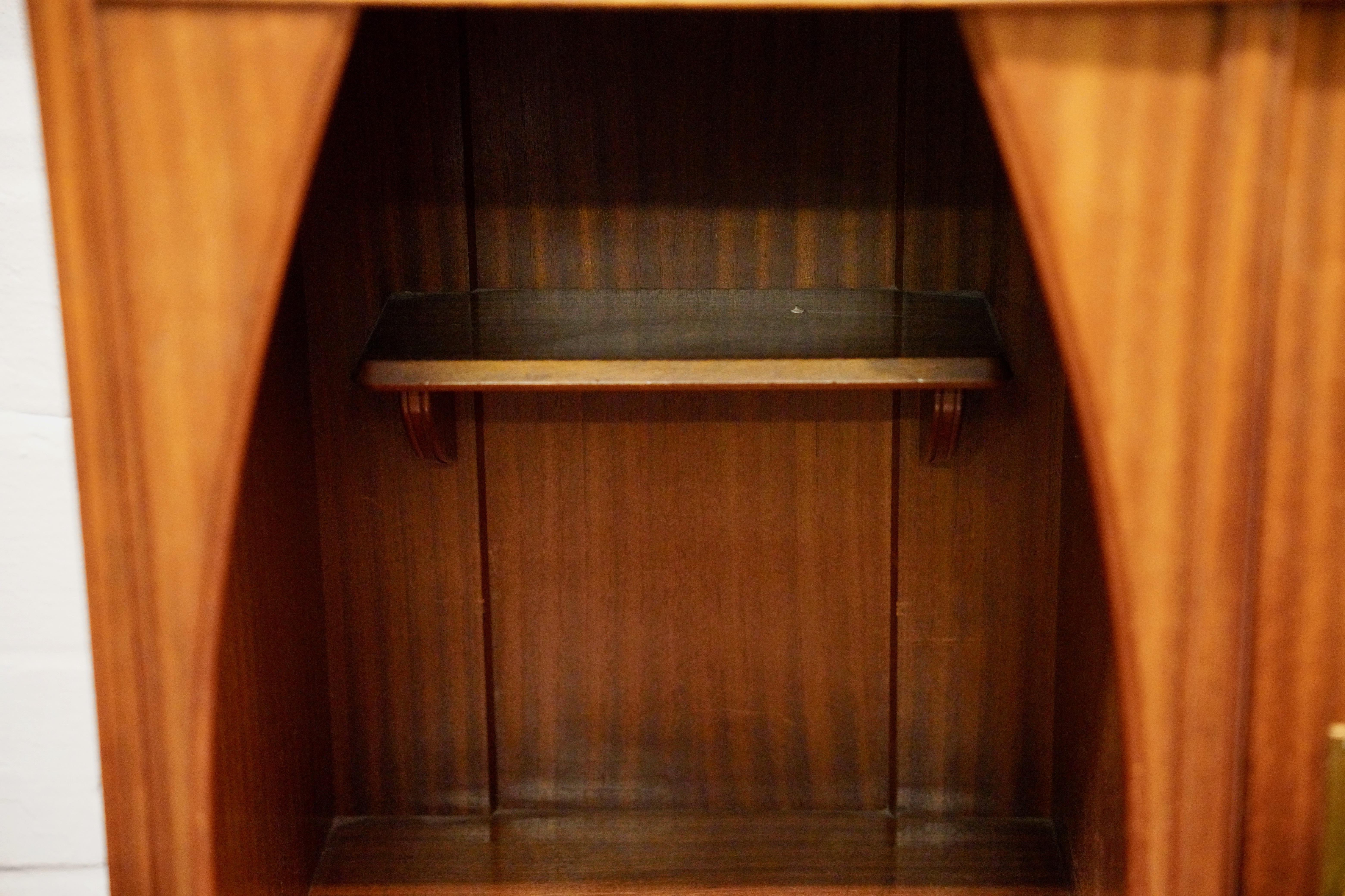 Antique Art Nouveau Cabinet, Bookcase or Kitchen cabinet, Vitrine For Sale 3