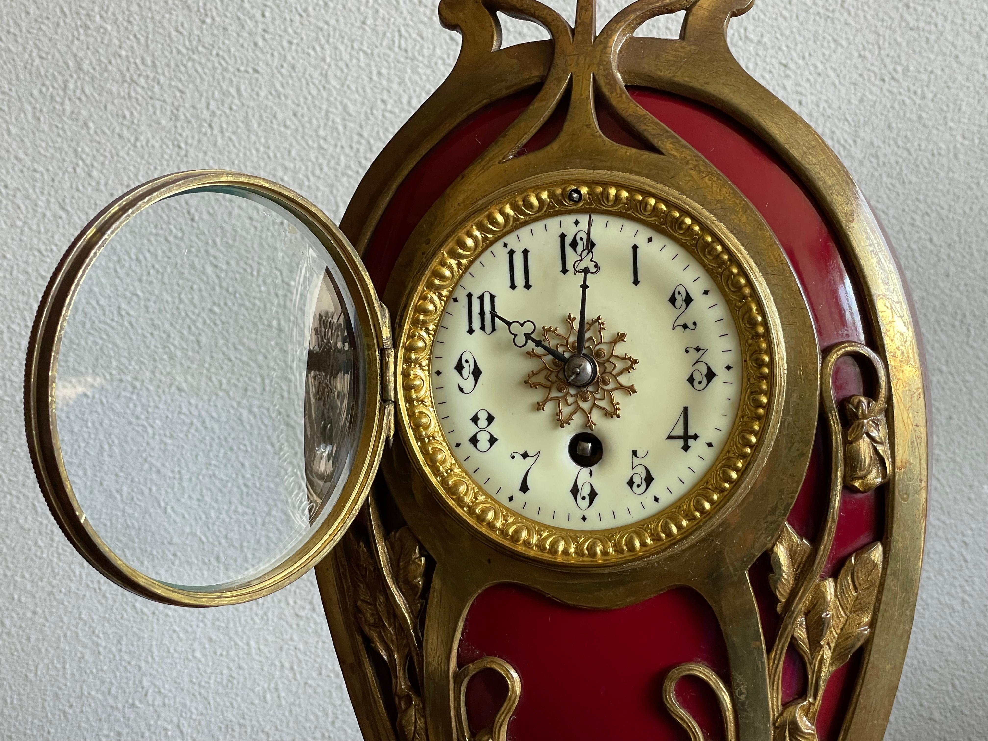 Antique Art Nouveau Ceramic Table or Mantel Clock with Bronze Flower Sculptures In Excellent Condition For Sale In Lisse, NL
