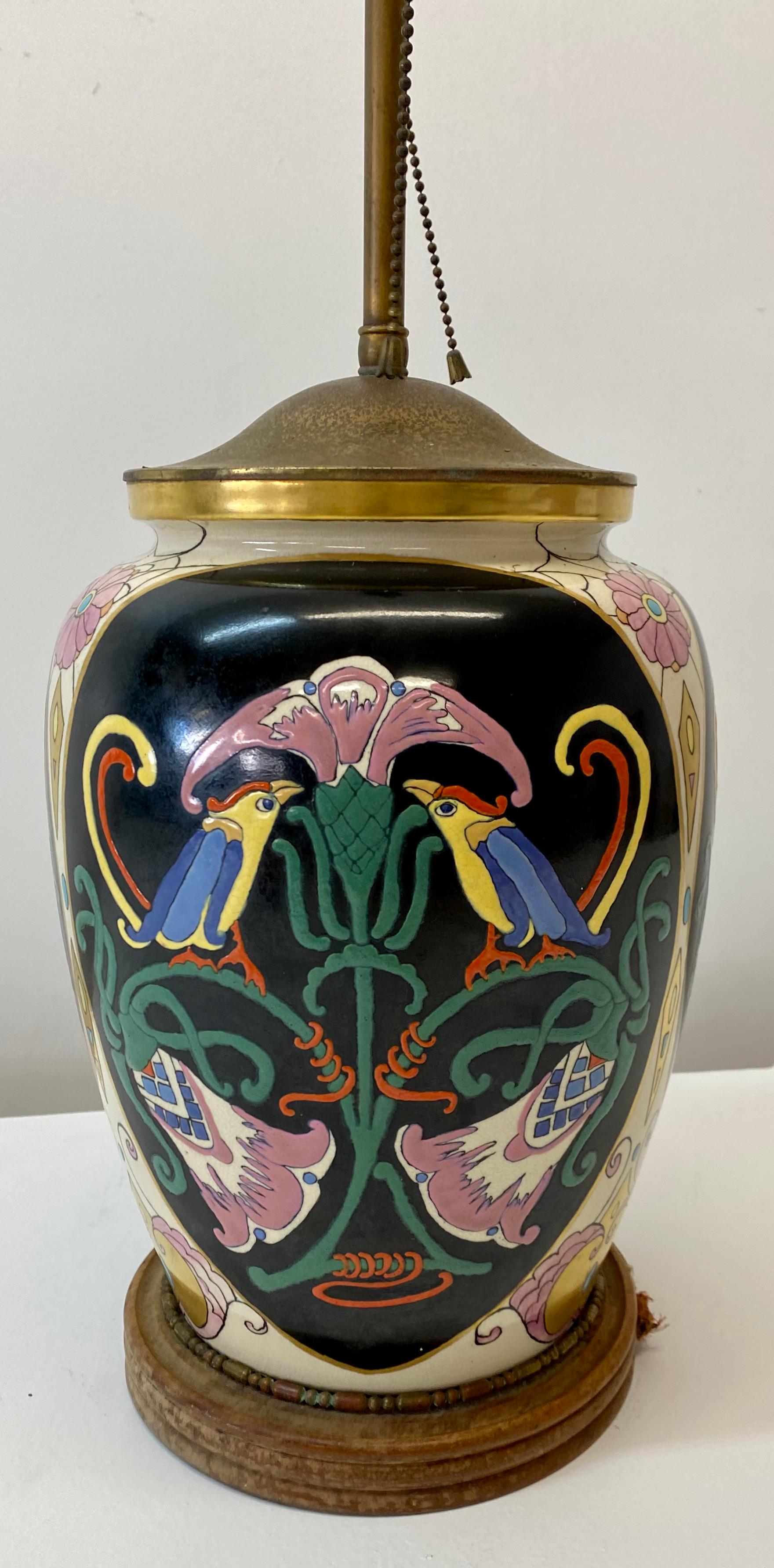 Français Ancienne lampe de bureau en céramique Art Nouveau convertie en vase à restaurer en vente