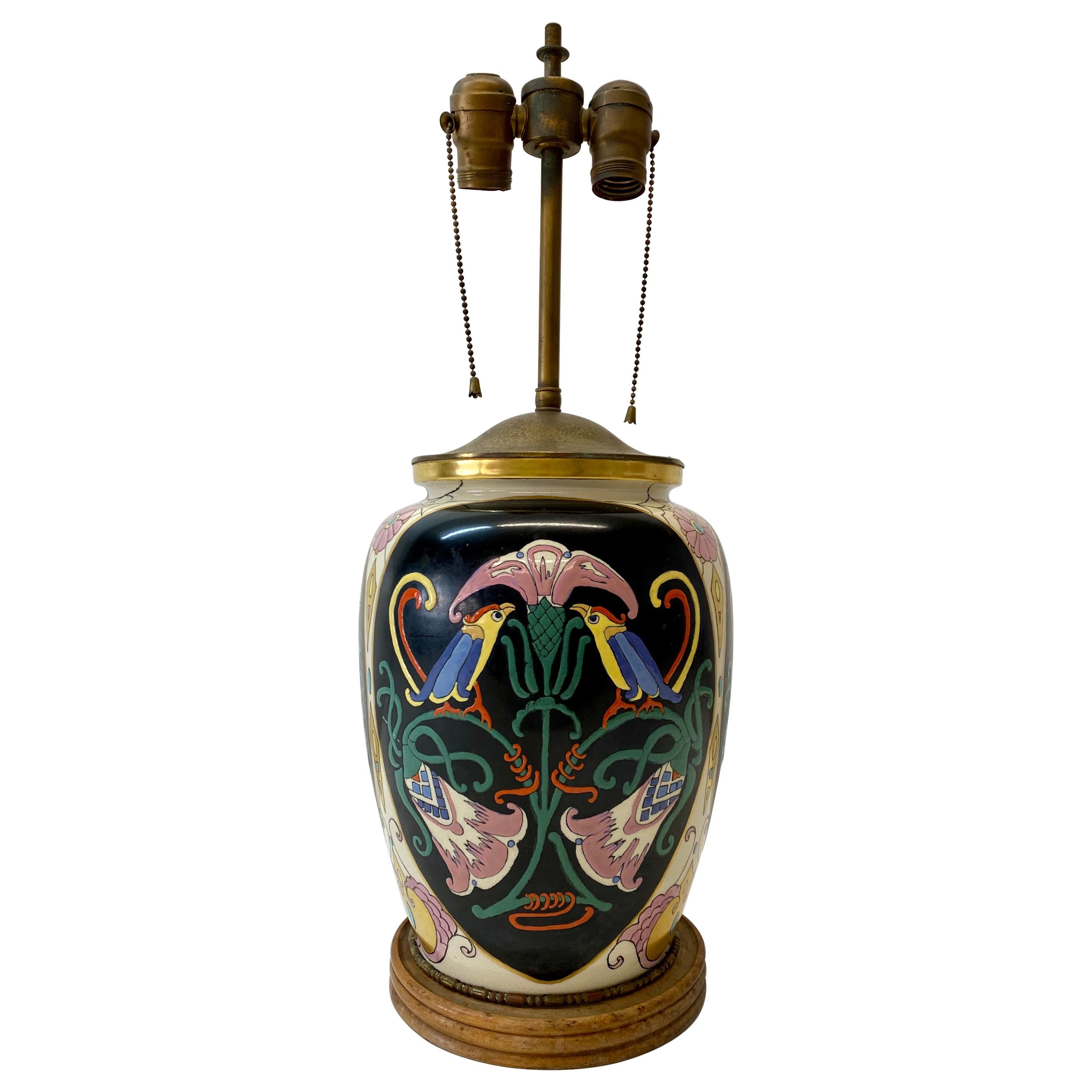 Ancienne lampe de bureau en céramique Art Nouveau convertie en vase à restaurer en vente