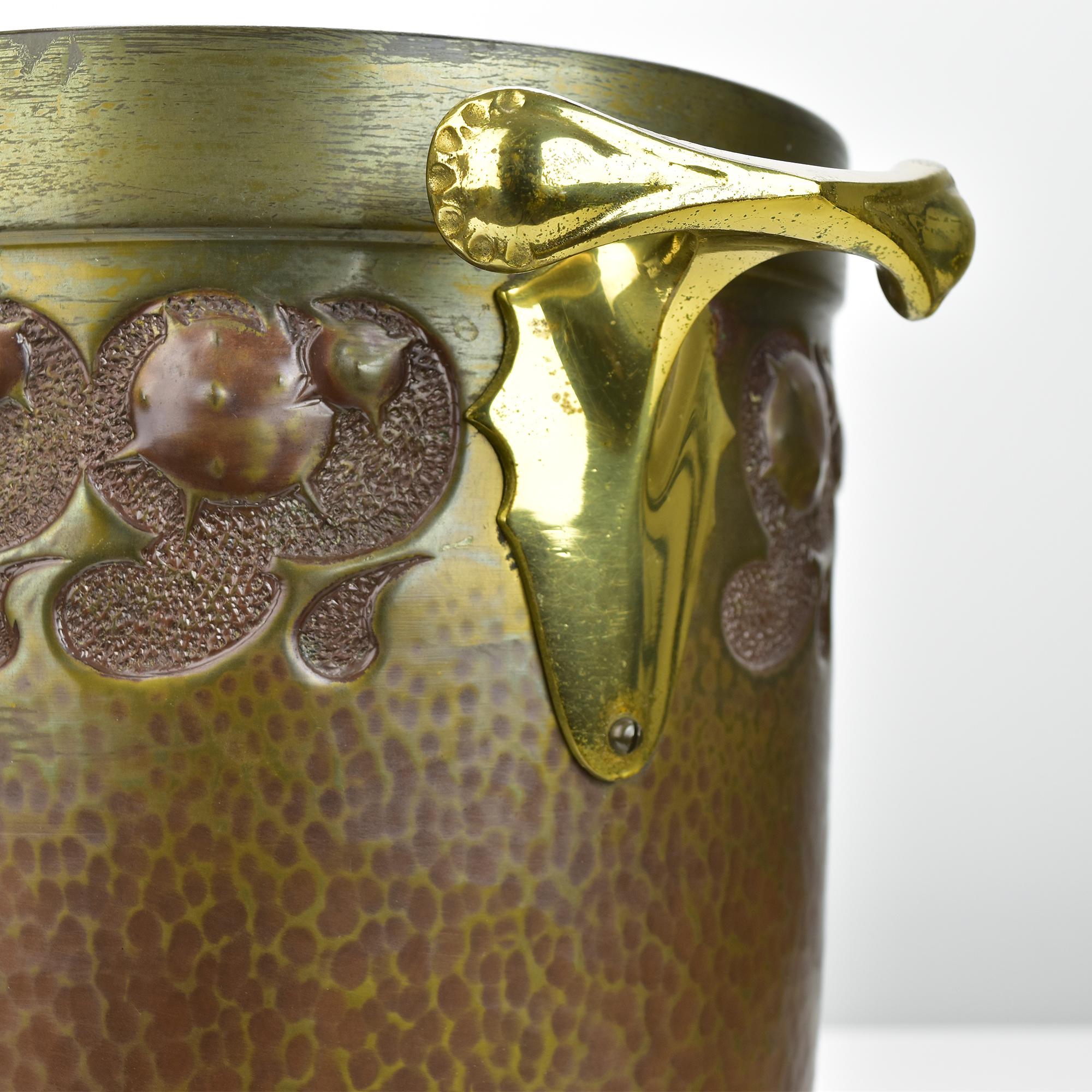 Antigua Cubitera / Enfriador de Vino Art Nouveau de Ludwig Vierthaler Artes y manualidades en venta