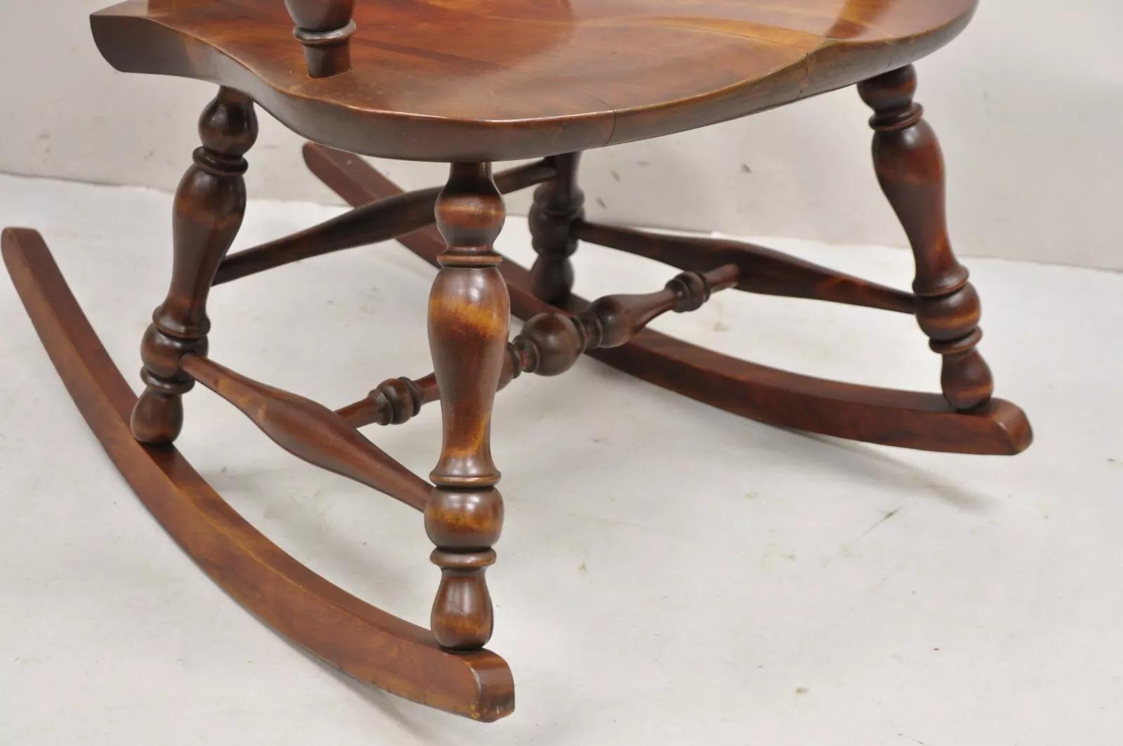 Antique Art Nouveau Cherry Wood Rocking Chair Rocker With Wreath Marquetry Inlay For Sale 3