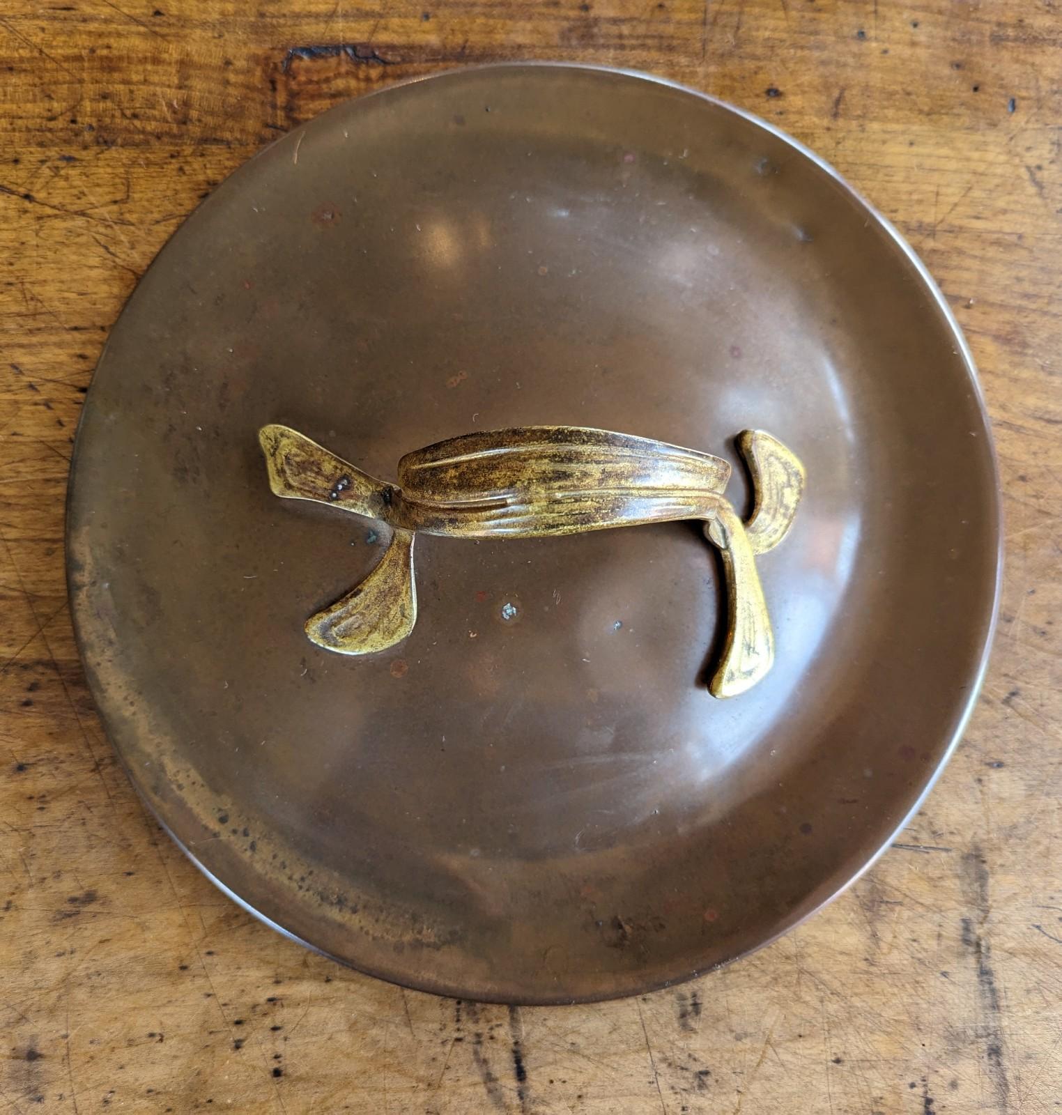 Ancien bol à couvercle en cuivre Art Nouveau avec couvercle grand format Jugendstil en vente 1