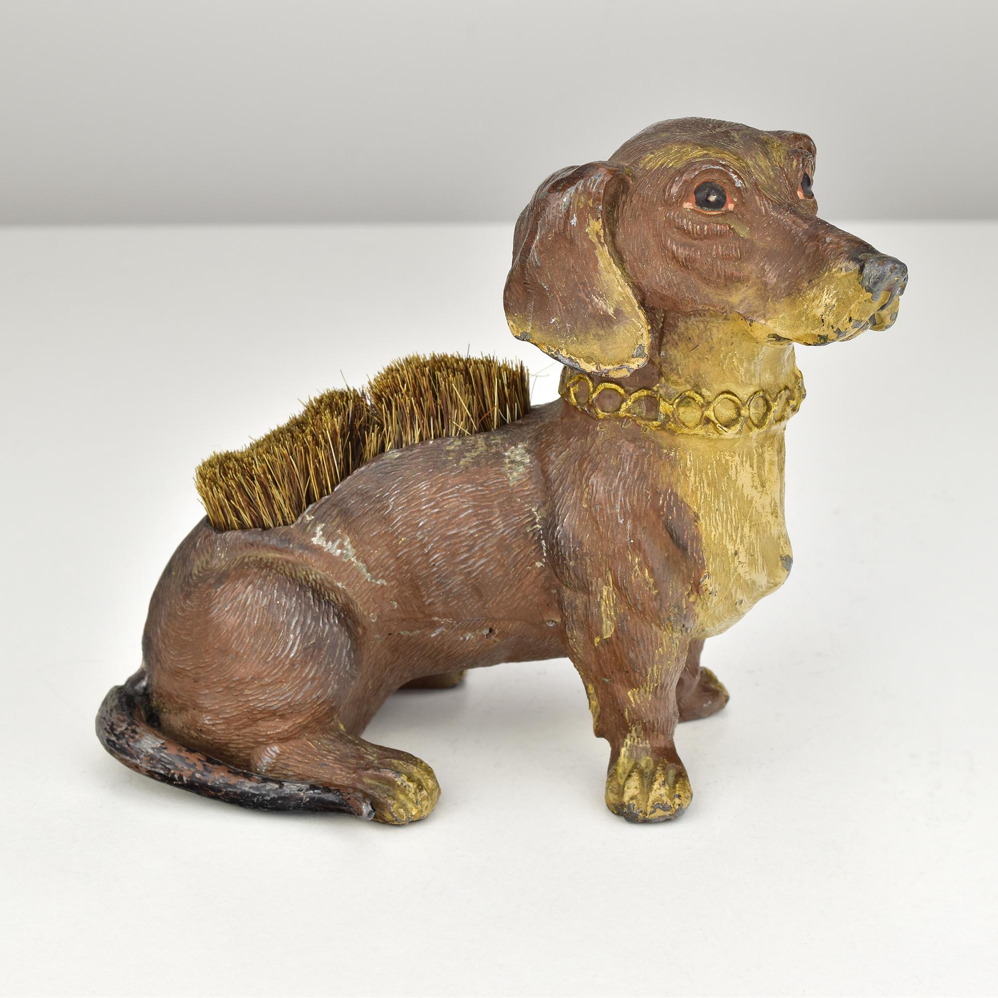 Art nouveau Antique scrapper-encre Art Nouveau Dachshund en étain peint à froid en vente