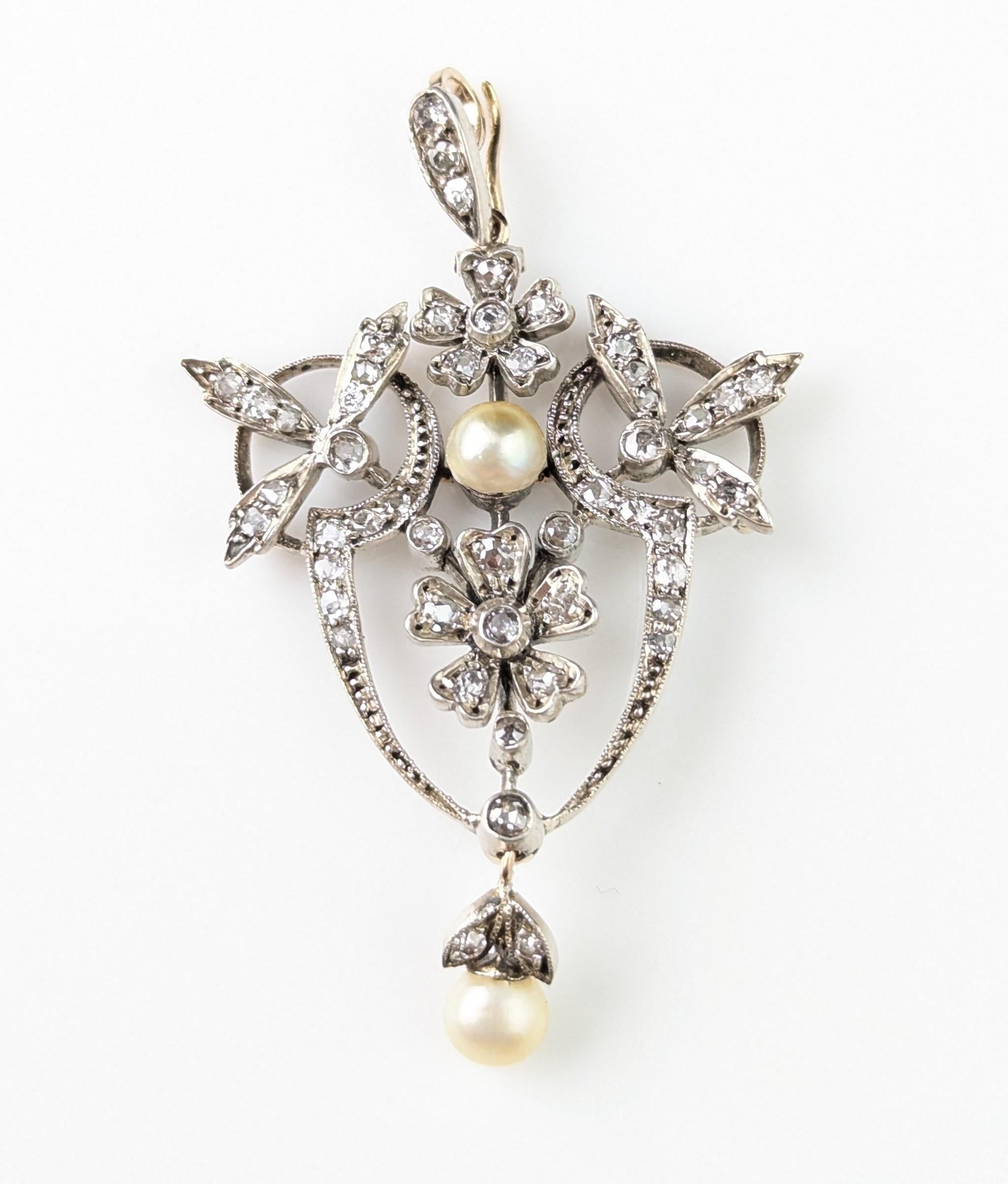 Antique Art Nouveau Diamond and Pearl pendant, floral For Sale 7