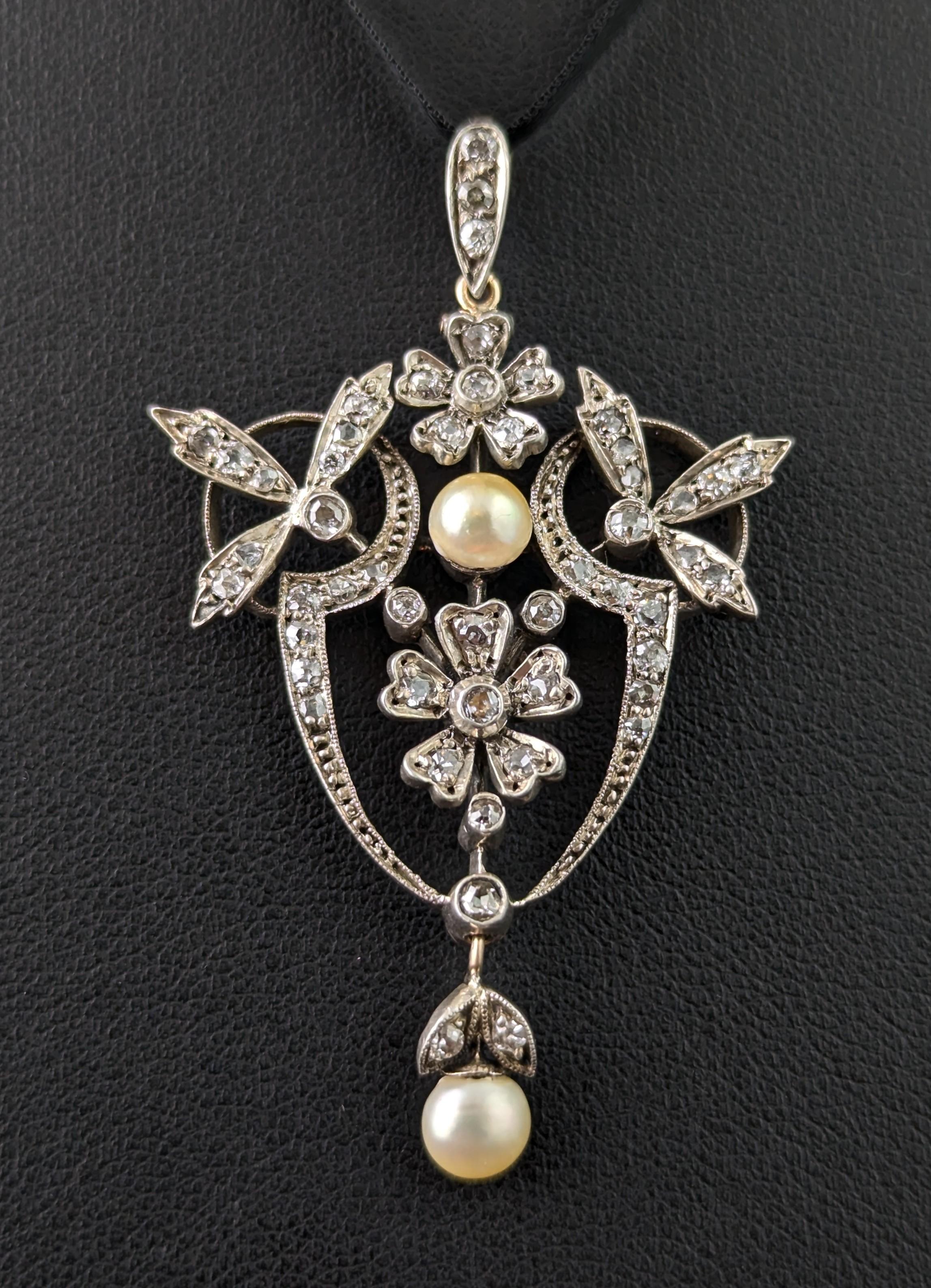 Antique Art Nouveau Diamond and Pearl pendant, floral For Sale 3