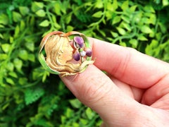 Antike Brosche im Jugendstil aus Diamant-Emaille und 18-karätigem Gelbgold, CIRCA 1910