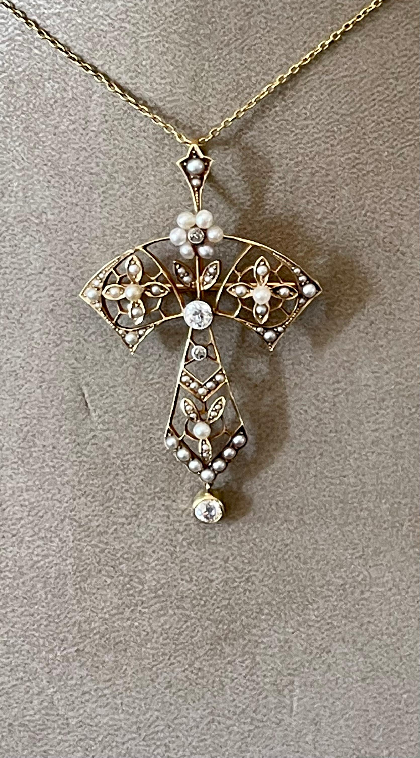 Pendentif/Broche Art nouveau ancien en or jaune 15 carats avec chaîne en perles et diamants en vente 4