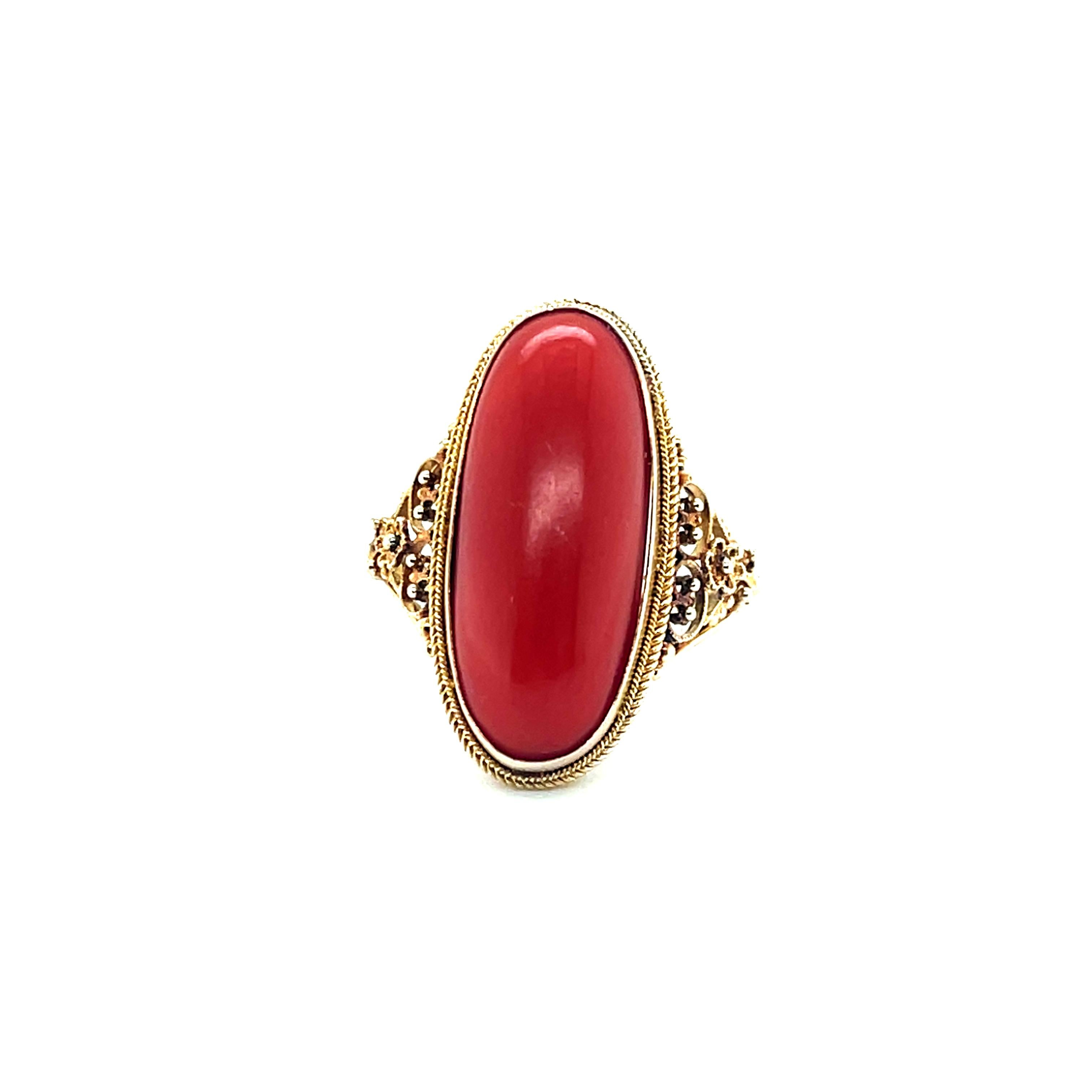 Antique Art Nouveau Elongated Coral Ring in 14kt Yellow Gold Filigr For Sale 1