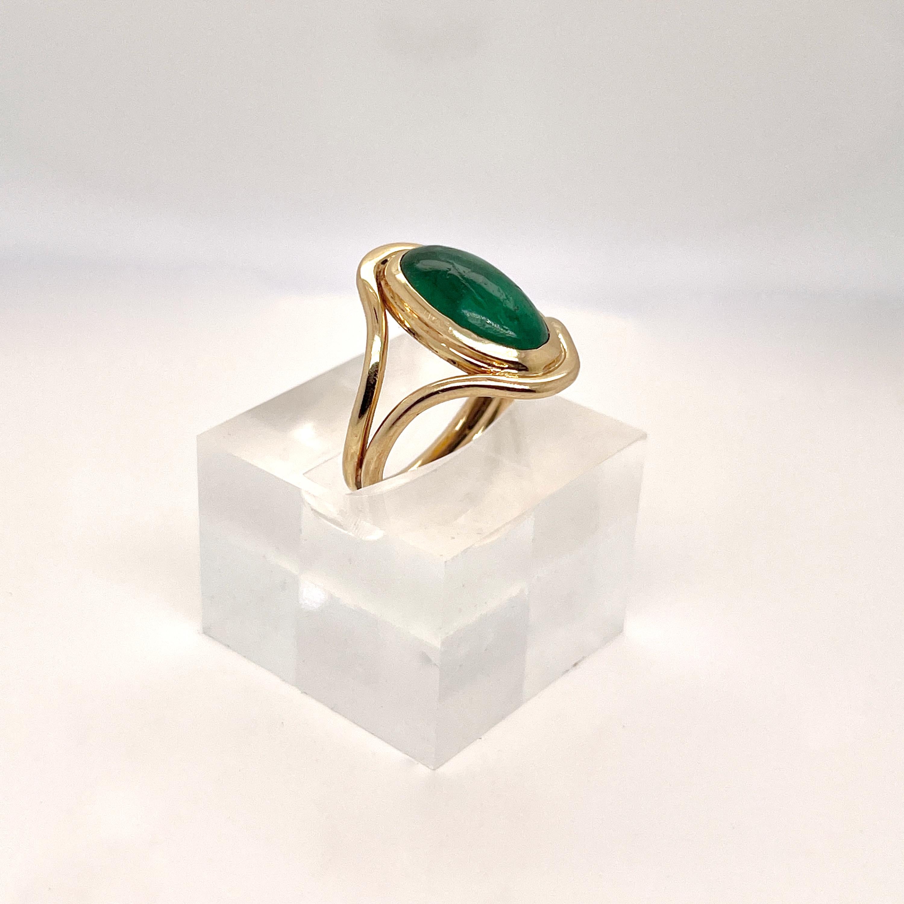 Cabochon Antique Art Nouveau Emerald & 14 Karat Gold Signet Ring For Sale