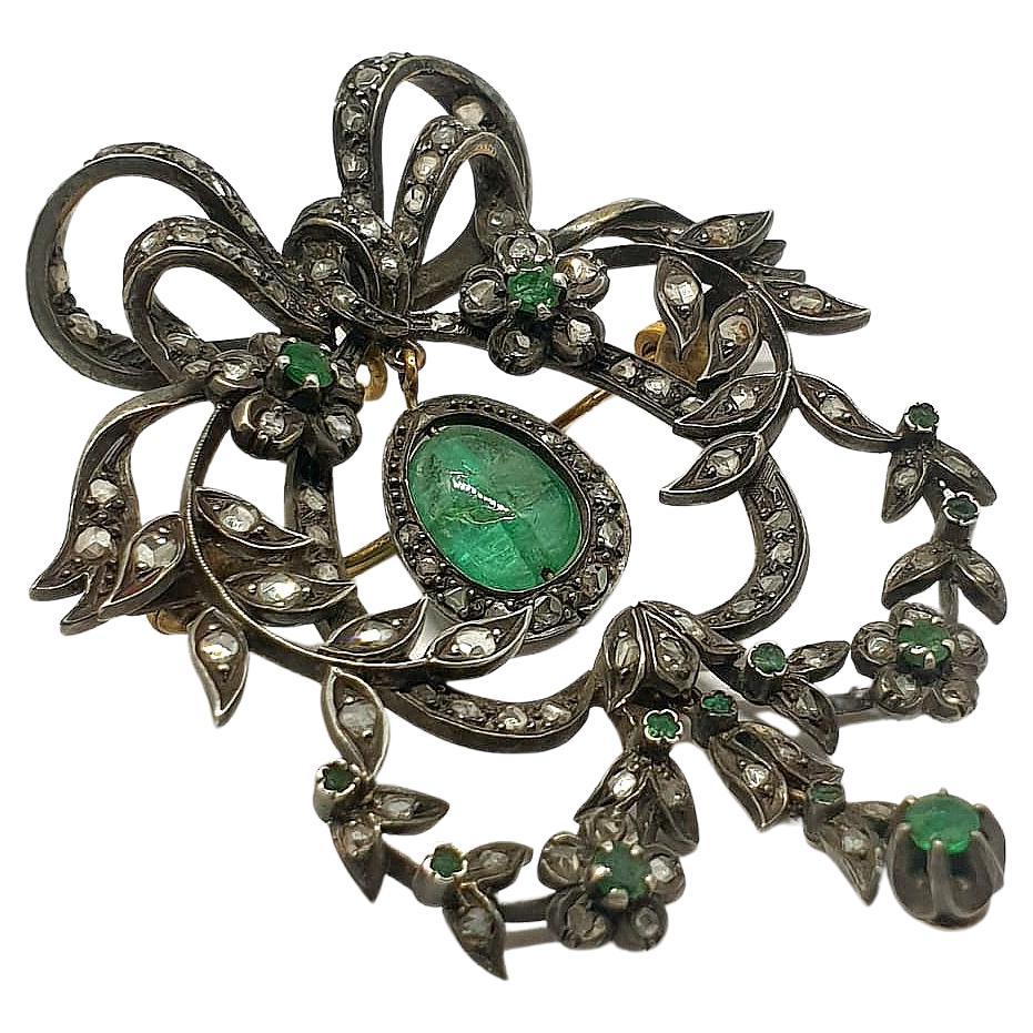 Antique Art Nouveau Emerald and Diamond Pendant and Brooch In Good Condition For Sale In Cairo, EG
