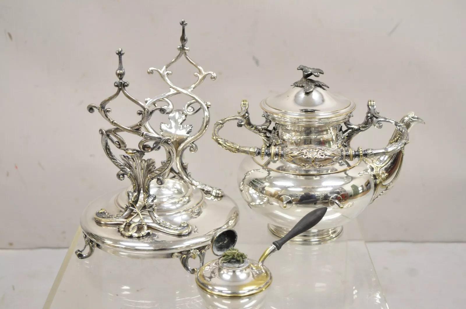 Antico bollitore da tè inclinabile in argento placcato Art Nouveau inglese su supporto in vendita 4