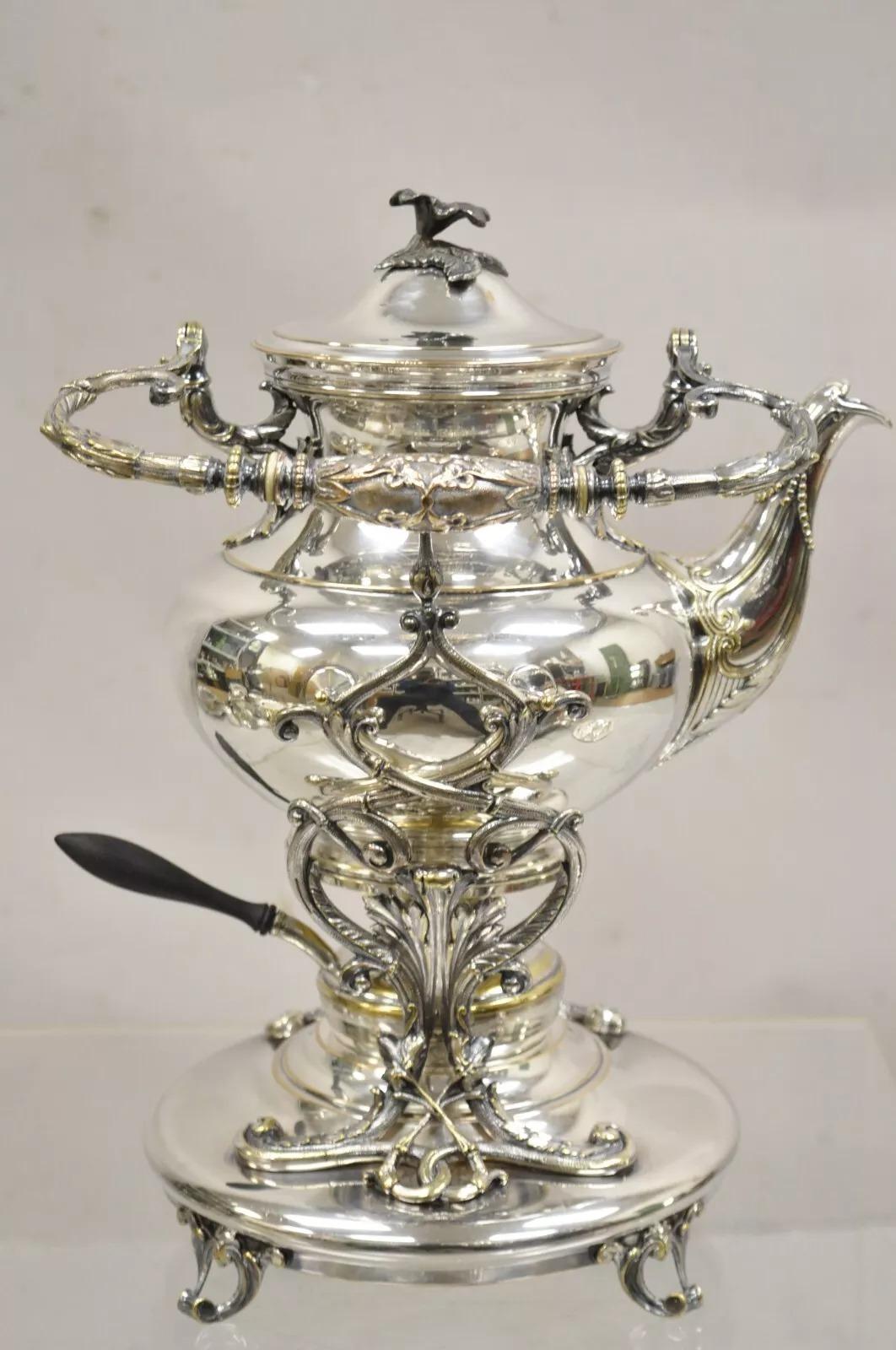 Antico bollitore da tè inclinabile in argento placcato Art Nouveau inglese su supporto in vendita 5