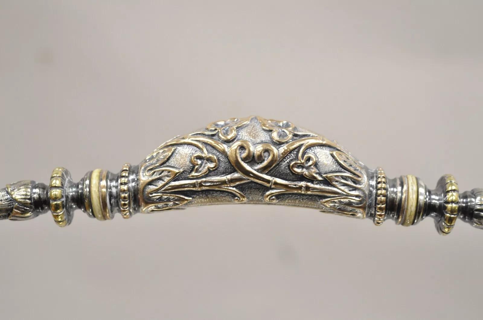 Placcato argento Antico bollitore da tè inclinabile in argento placcato Art Nouveau inglese su supporto in vendita