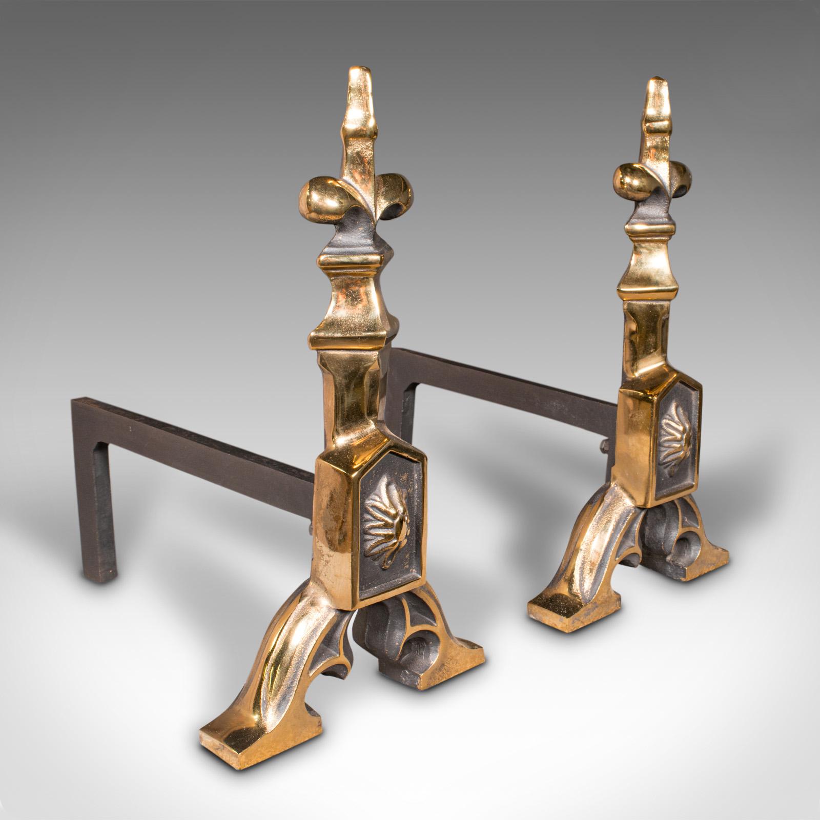 Ferro Antico set da caminetto Art Nouveau, inglese, cesto per il fuoco, androni, vittoriano in vendita