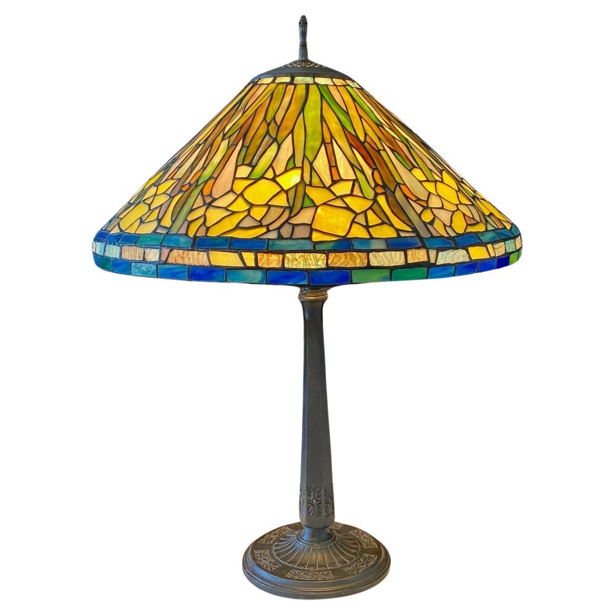 Antique Art Nouveau Floral Iris Tiffany Studios Style Table Lamp 