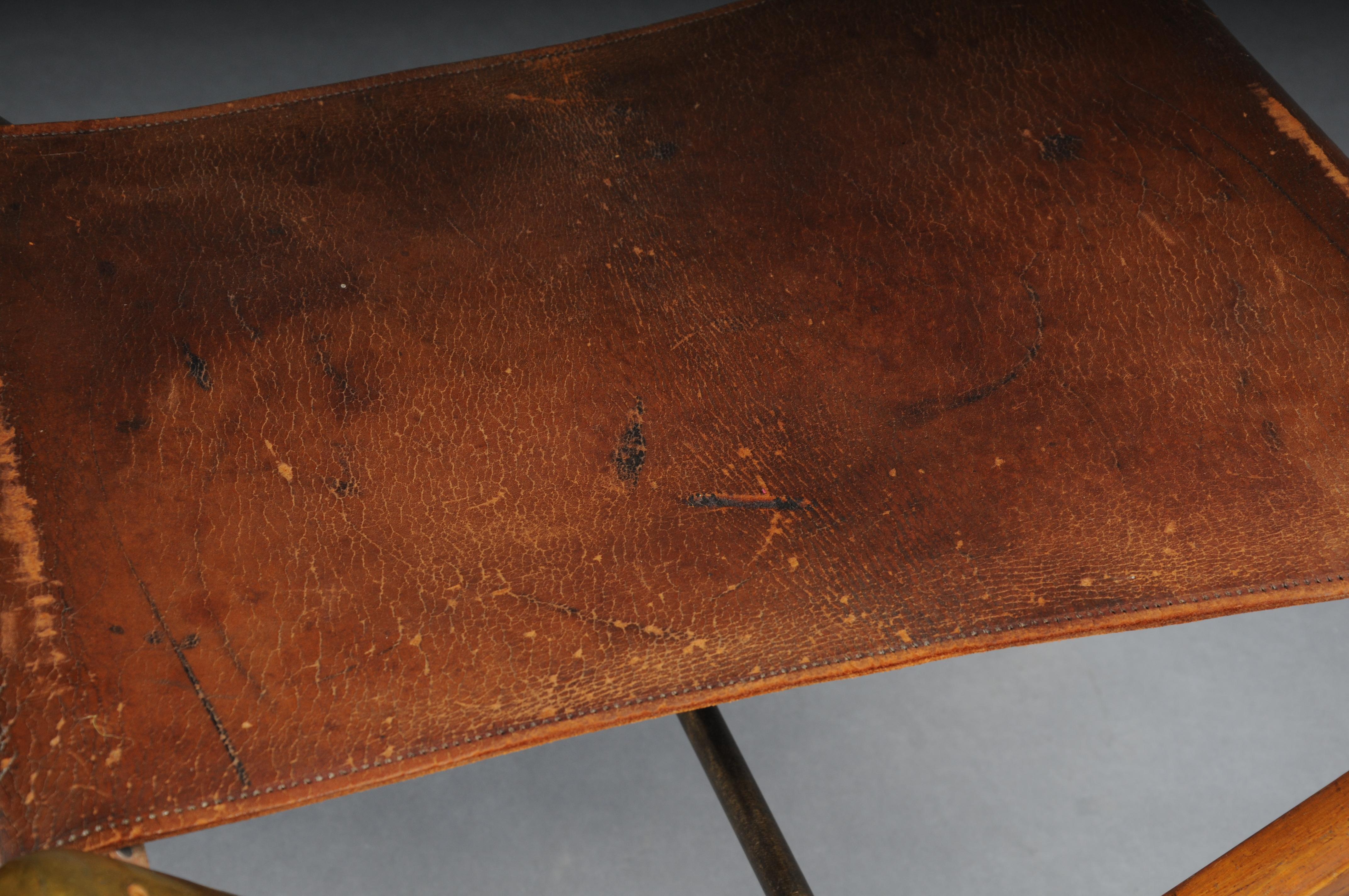 Antique Art Nouveau folding stool with leather, circa 1910 For Sale 4