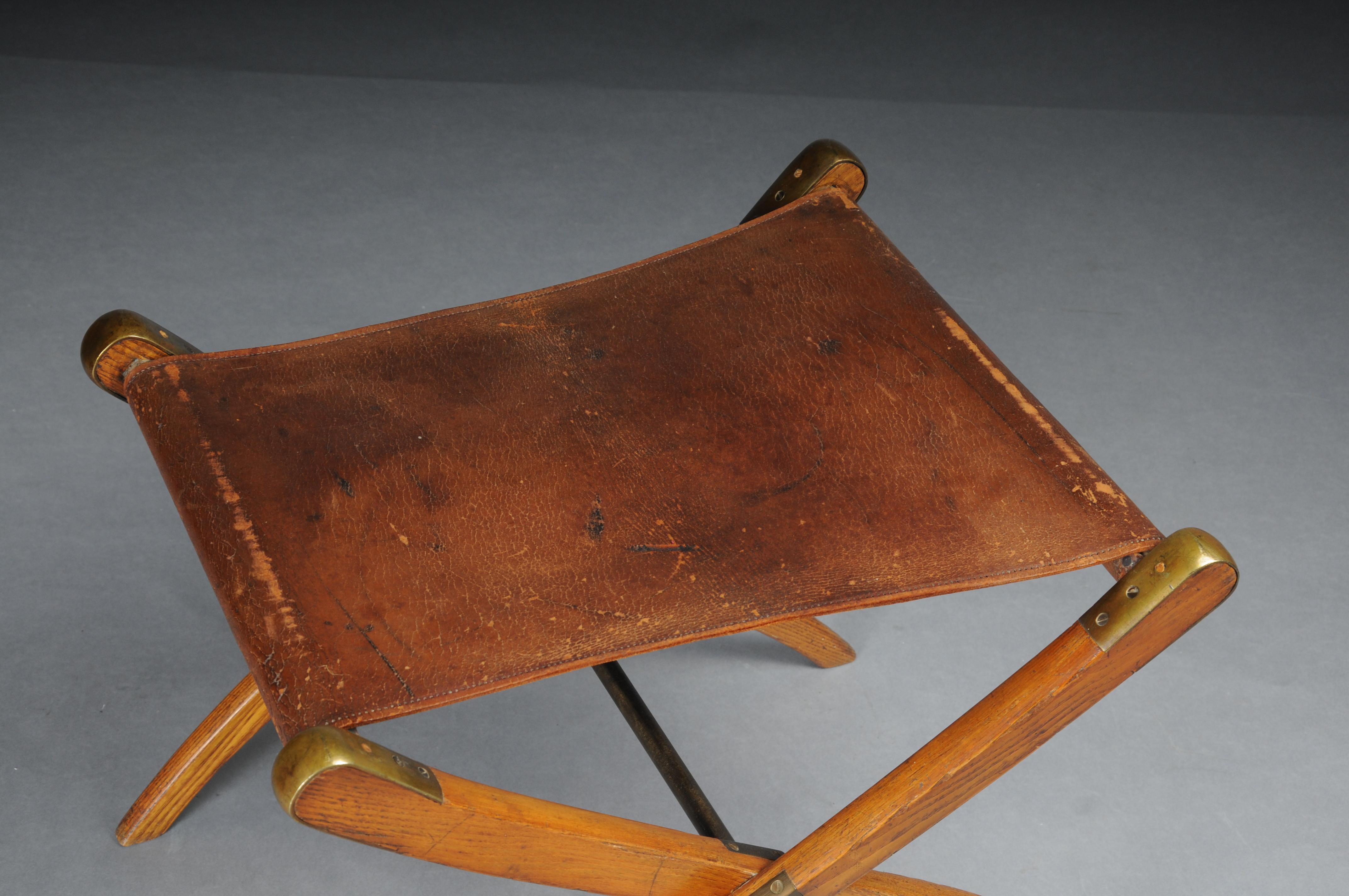 Antique Art Nouveau folding stool with leather, circa 1910 For Sale 2