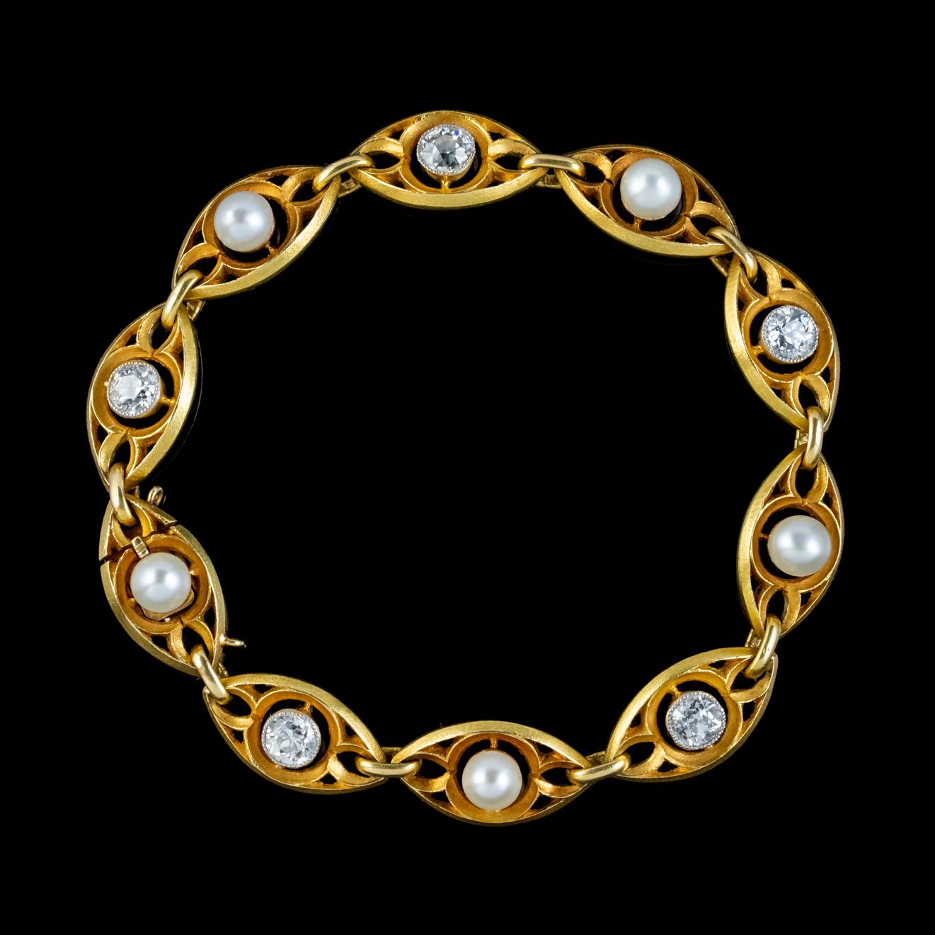 Antike Art Nouveau Französisch Diamant Perlenarmband 18ct Gold 3ct von Diamant Circa (Art nouveau) im Angebot