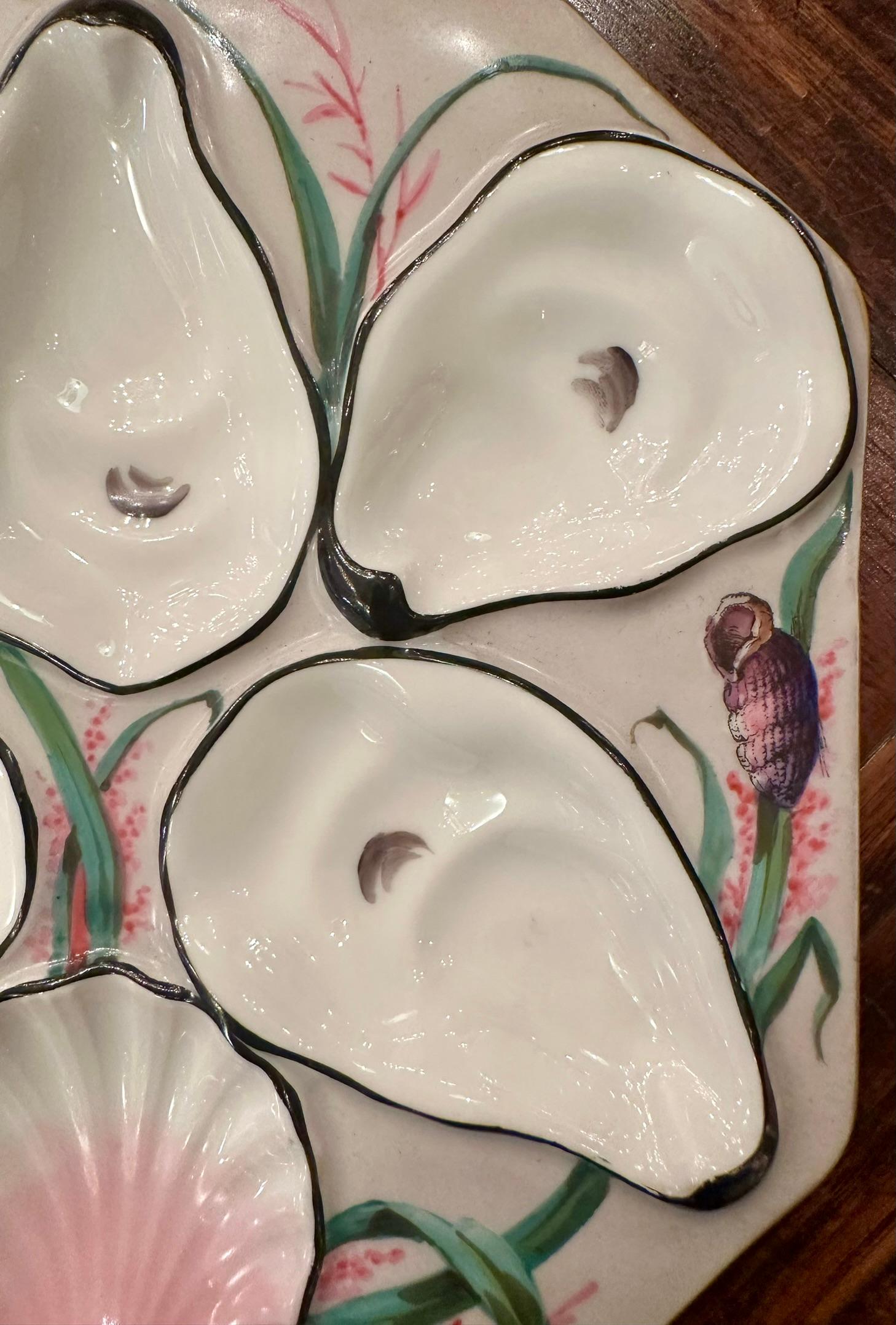 Antique Art Nouveau French Limoges Mauve Painted Porcelain Oyster Plate Ca. 1900 im Zustand „Gut“ im Angebot in New Orleans, LA