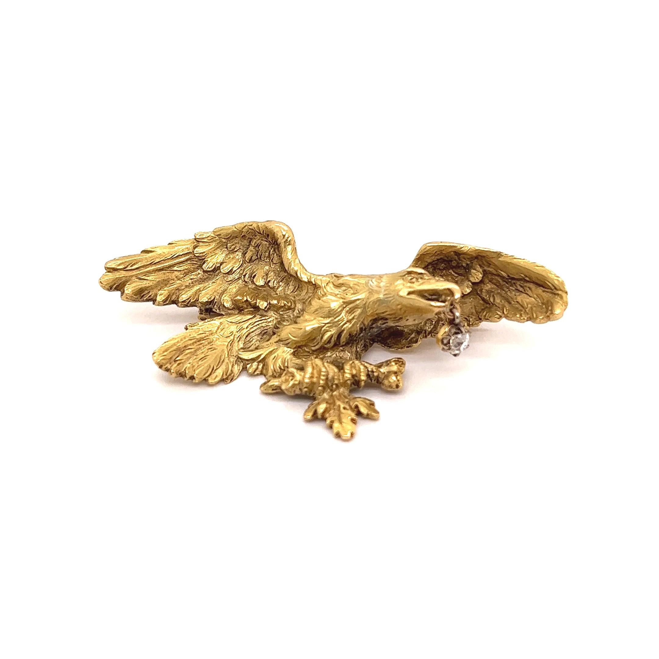 Women's or Men's Antique Art Nouveau French Old Mine Cut Diamond 18 Karat Gold Eagle Brooch