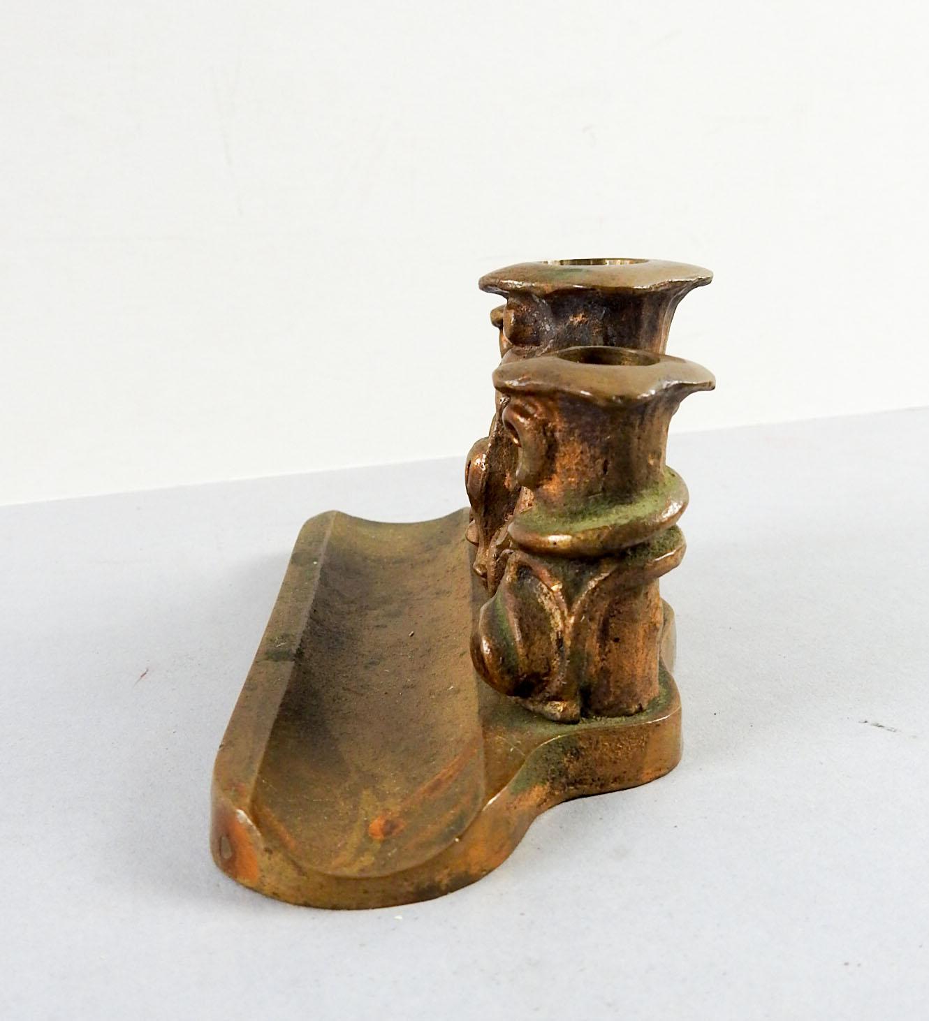 Antique Art Nouveau Gilt Bronze Pen Holder Stand In Good Condition For Sale In Seguin, TX